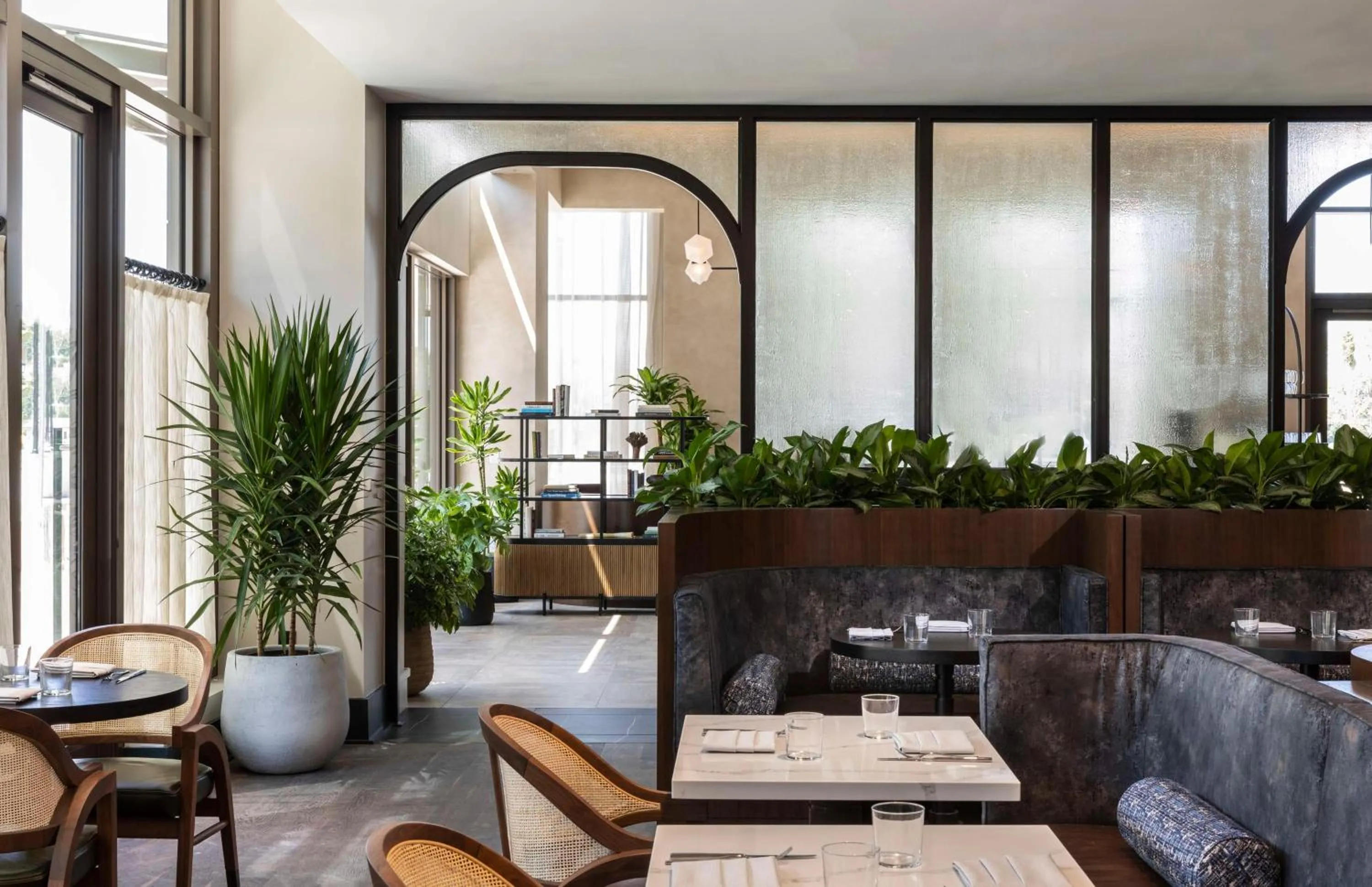 Restaurant/places to eat in Thompson Savannah, by Hyatt