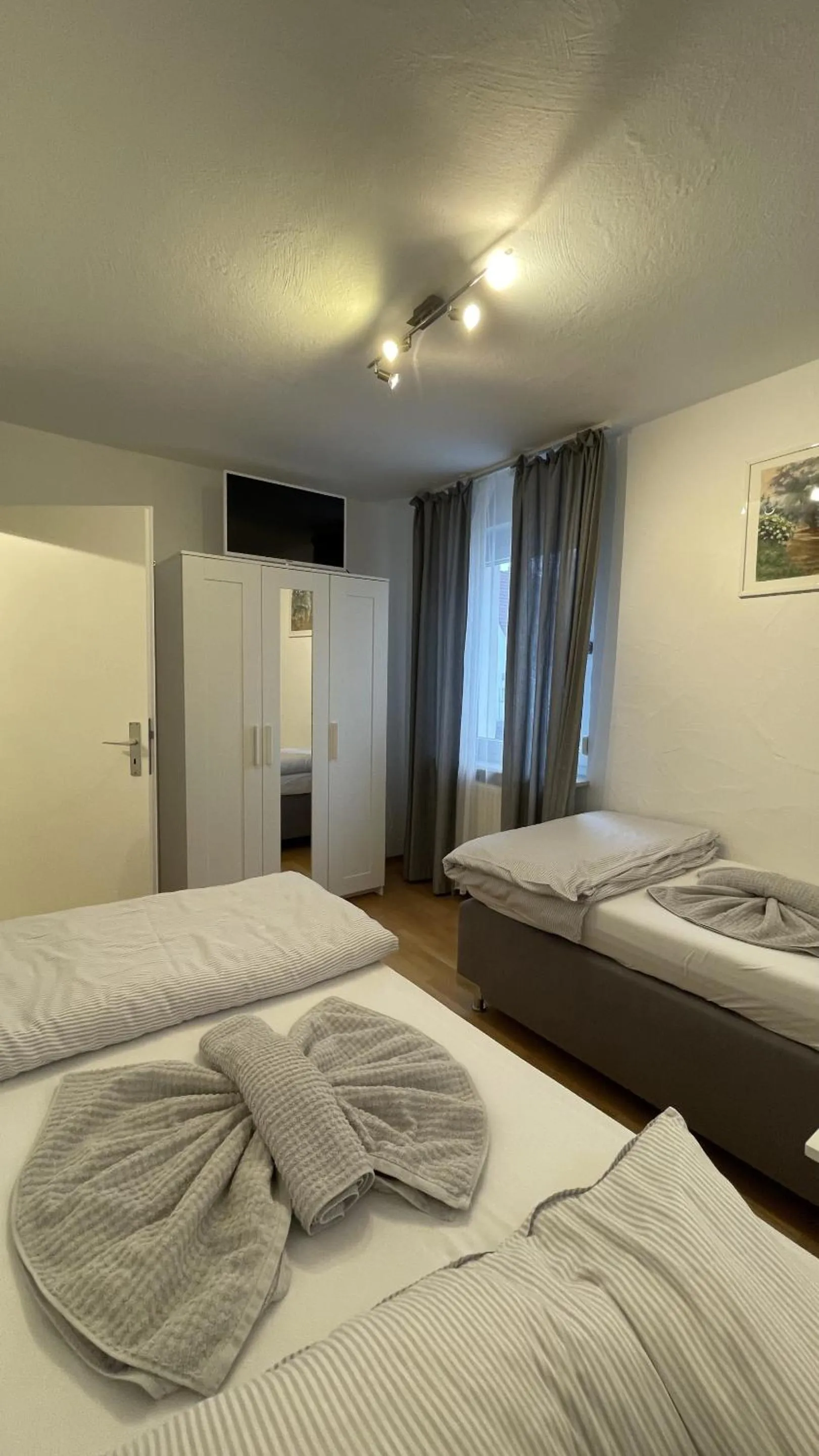 Bedroom, Bed in Fewo Reutlingen Heinestrasse