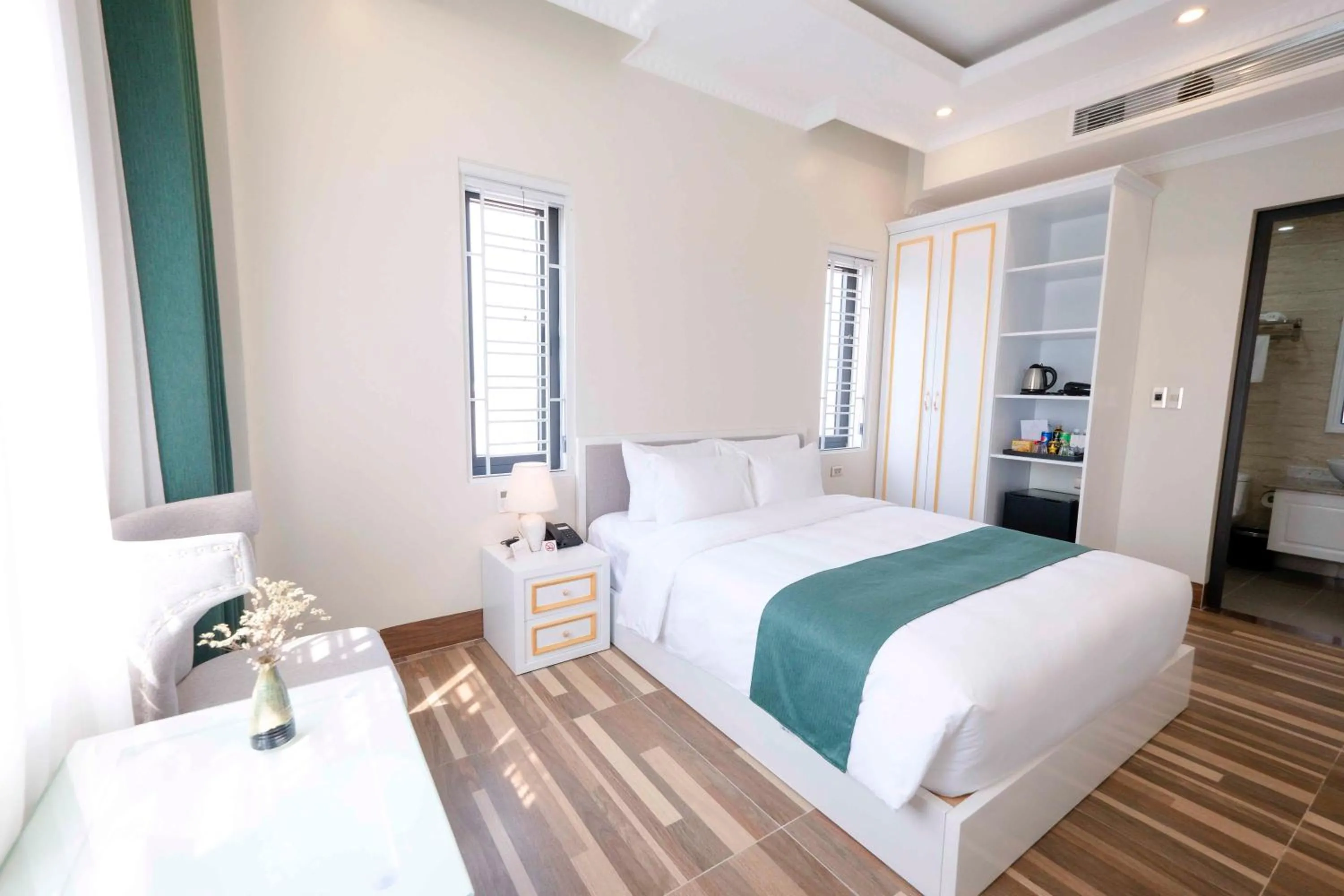 Bed in Minh Long Hotel