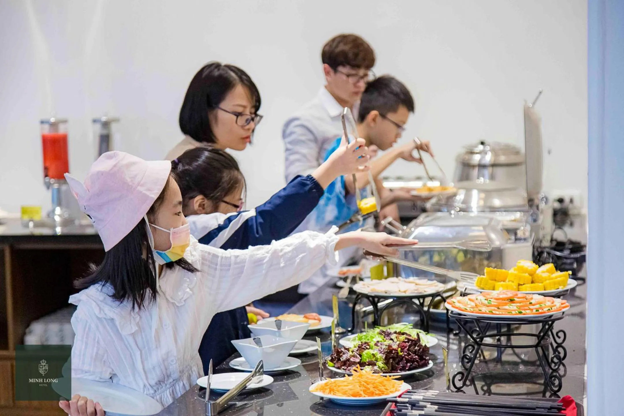 Restaurant/places to eat in Minh Long Hotel