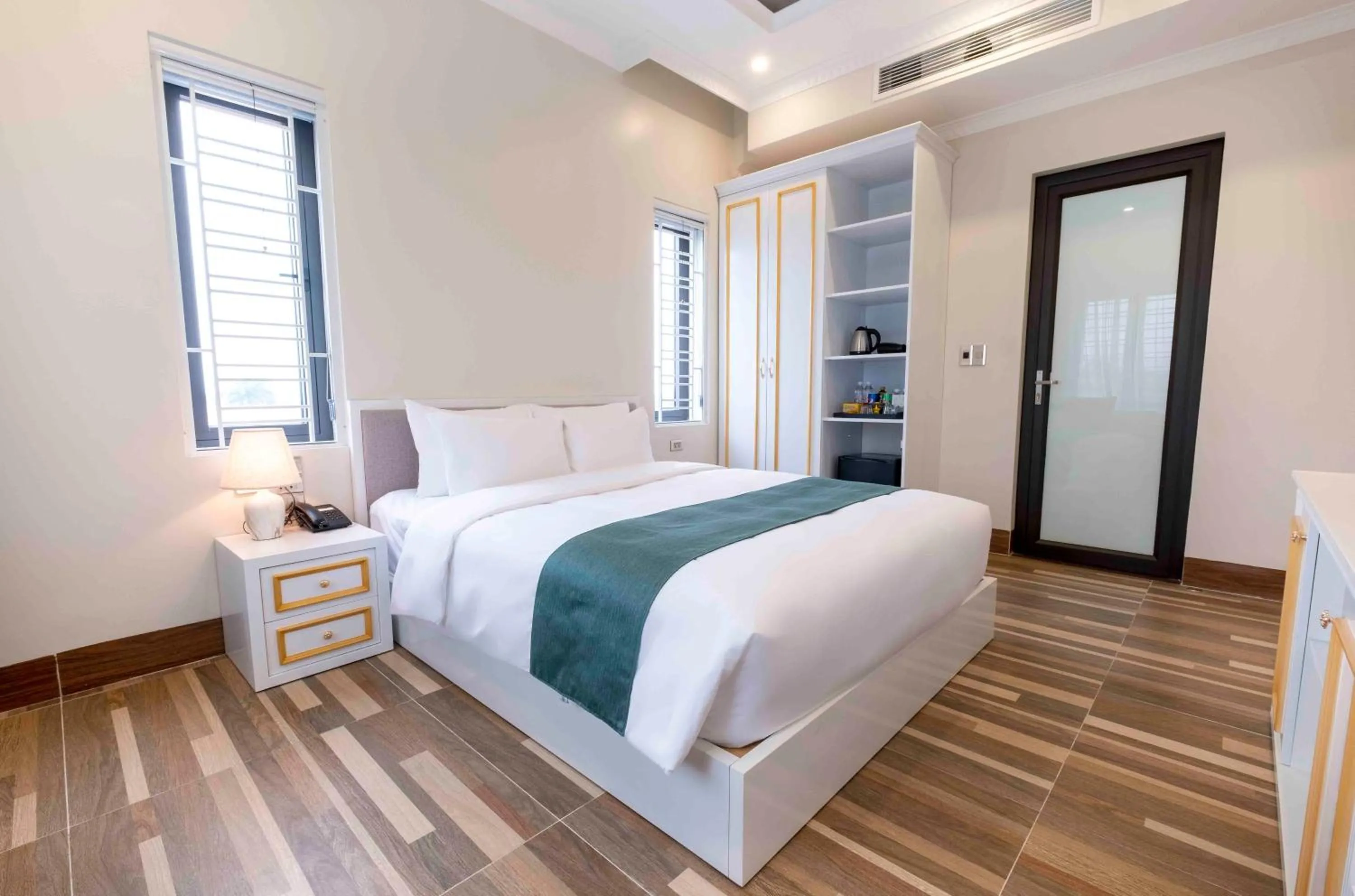 Bed in Minh Long Hotel