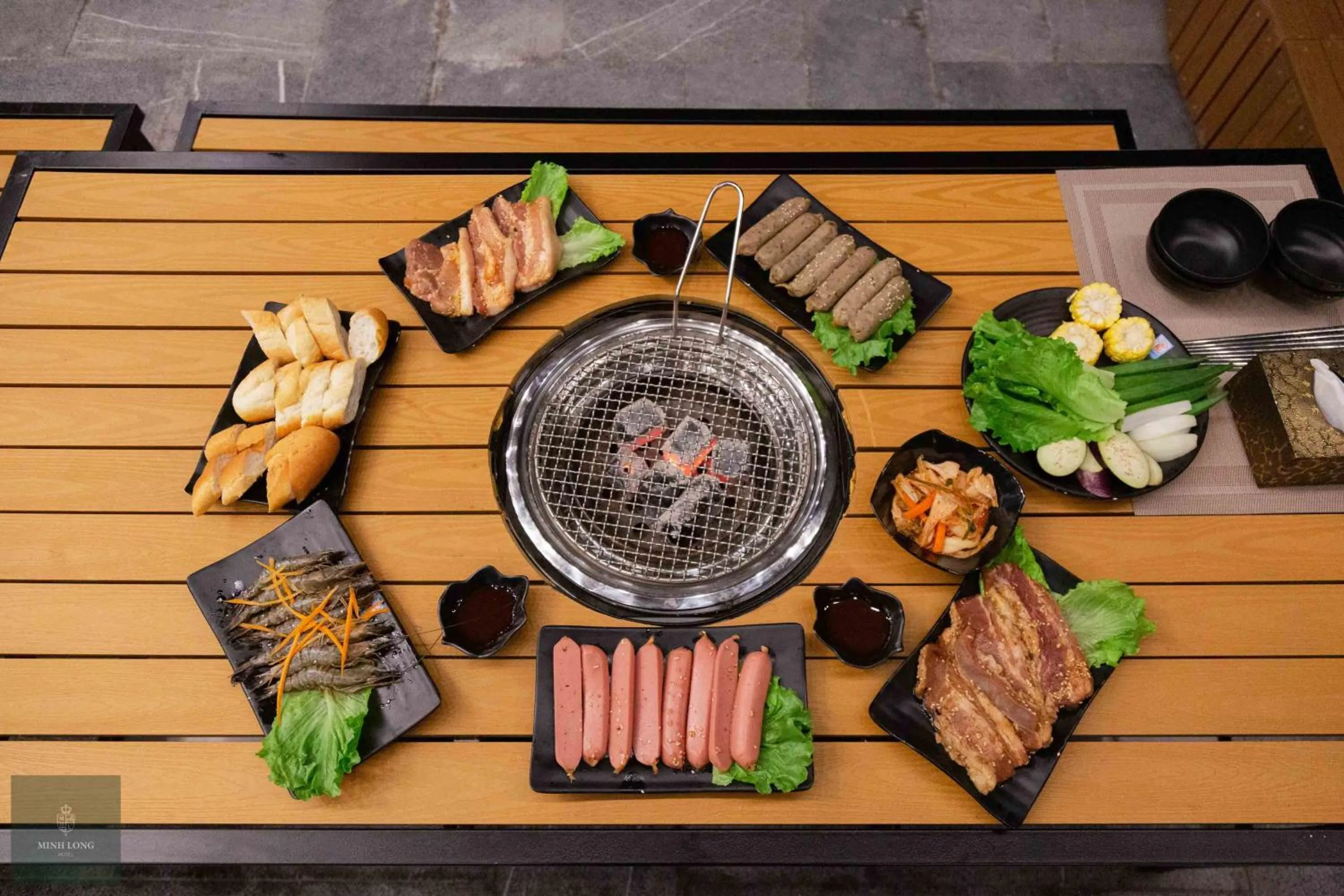 BBQ facilities in Minh Long Hotel