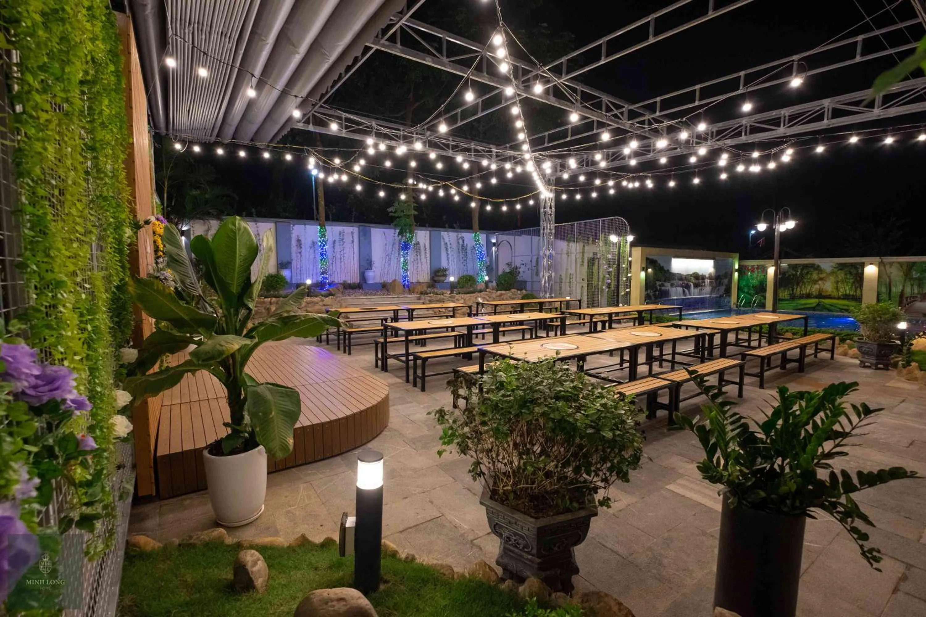 Restaurant/places to eat in Minh Long Hotel