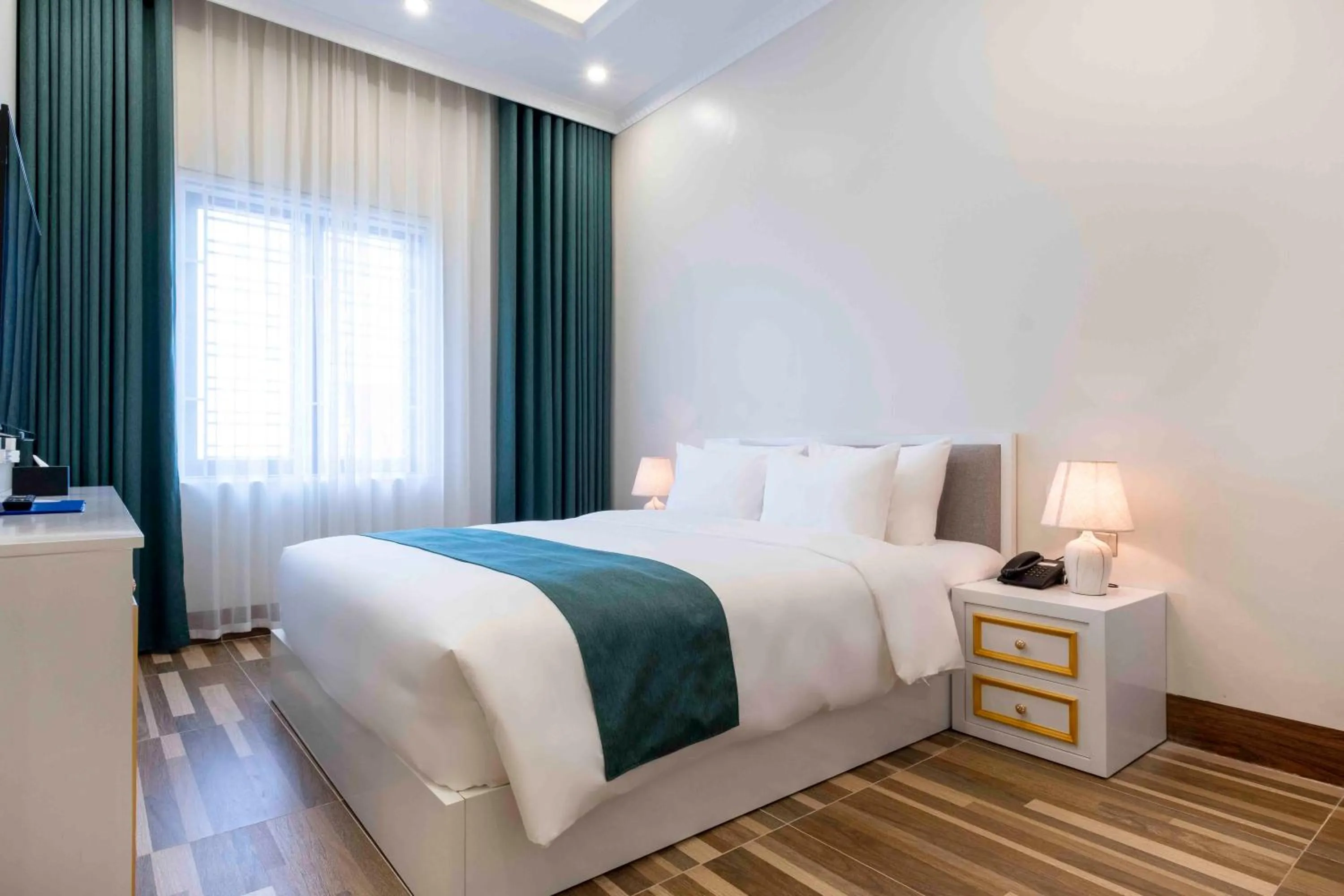 Bed in Minh Long Hotel