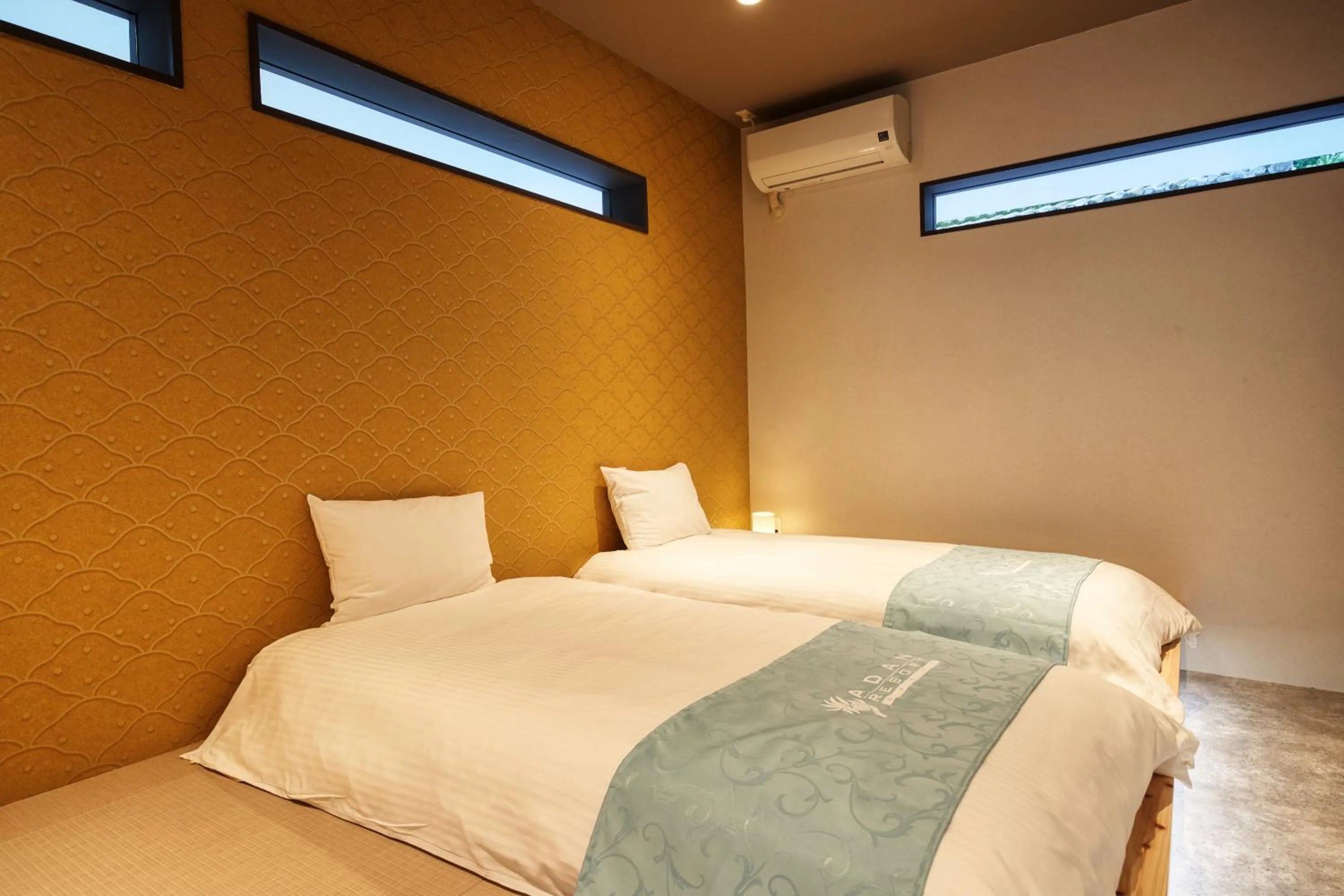 Bed in ADAN RESORT 灯 - Lamp -