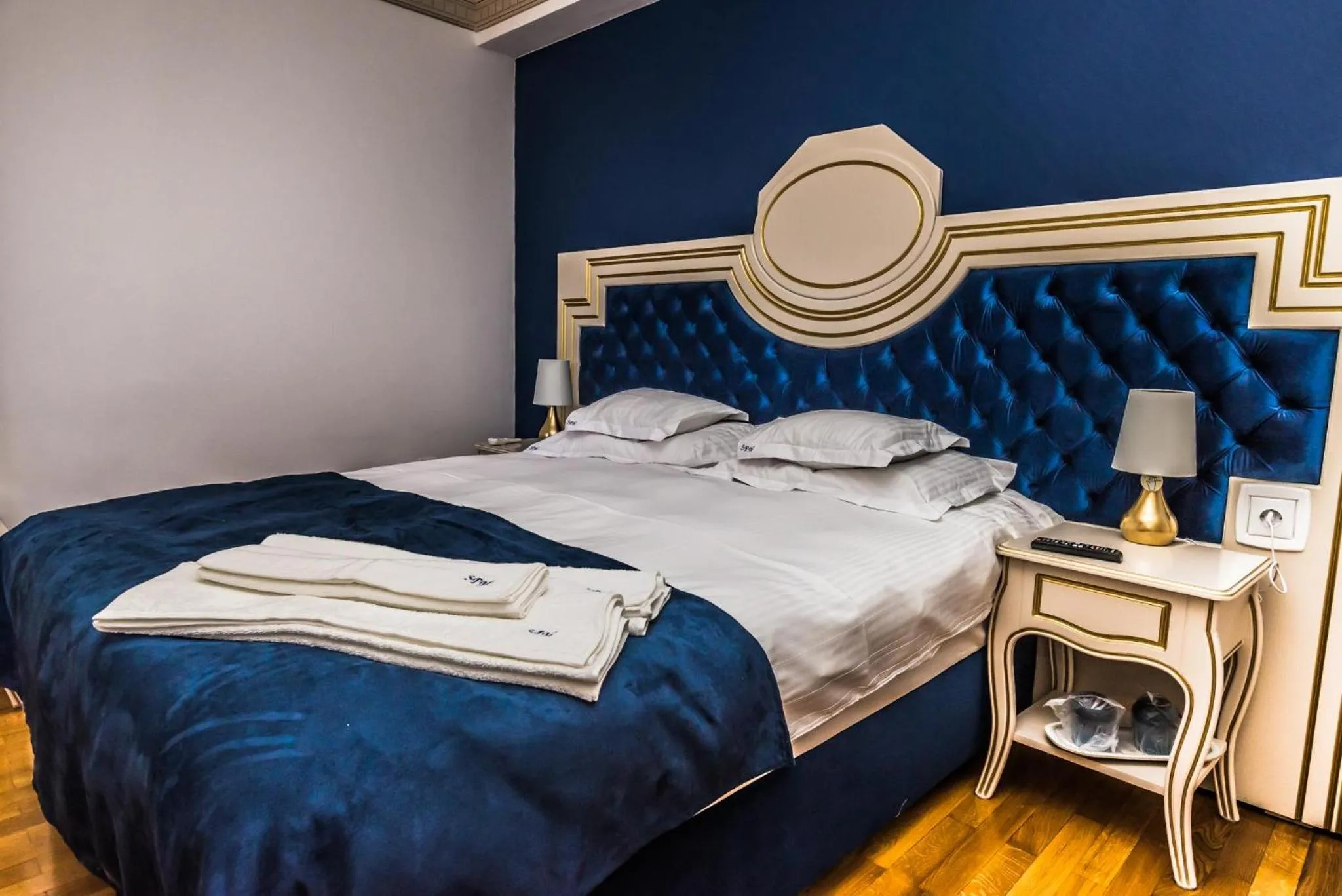 Bedroom, Bed in Sky Park Home