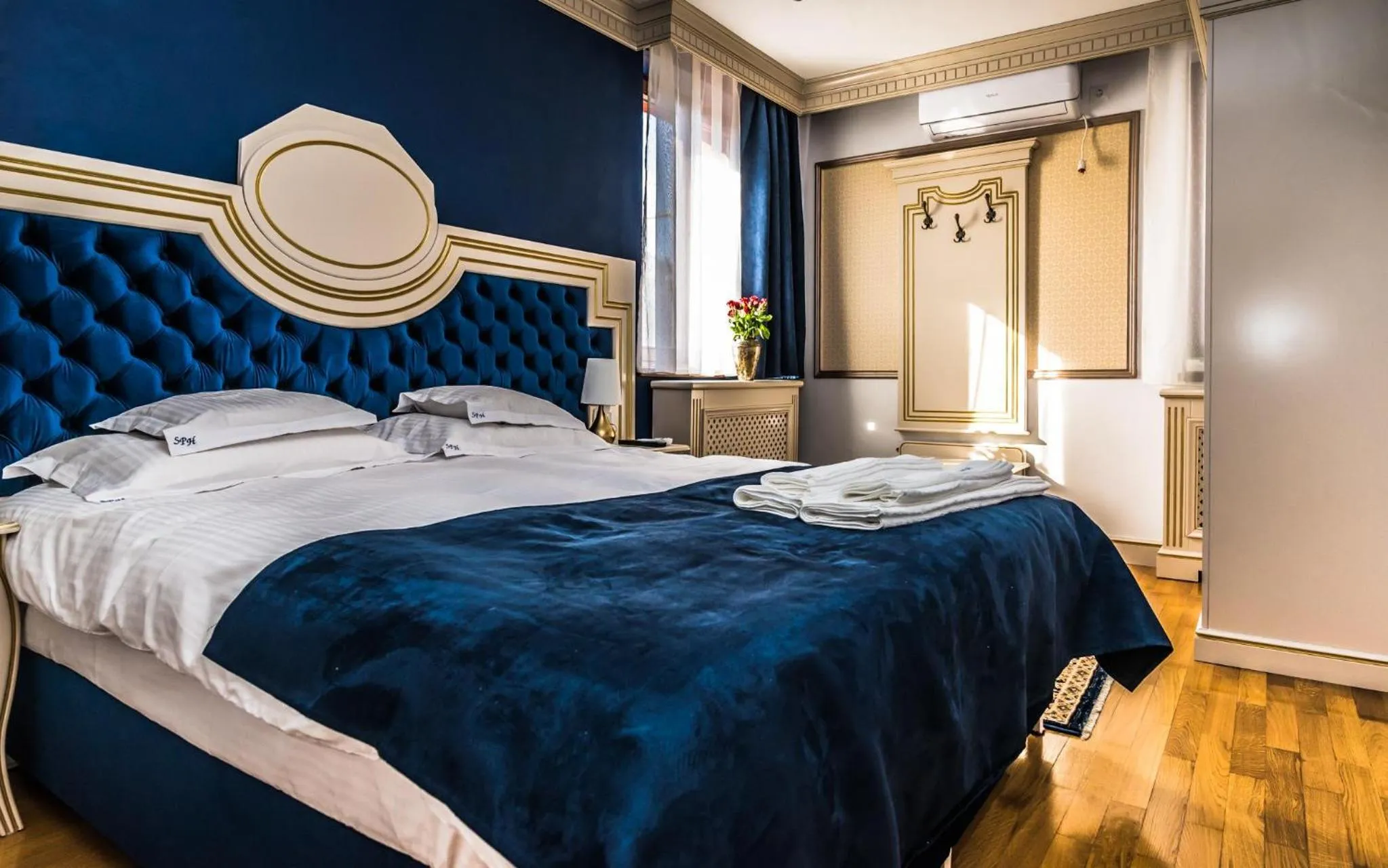 Bedroom, Bed in Sky Park Home