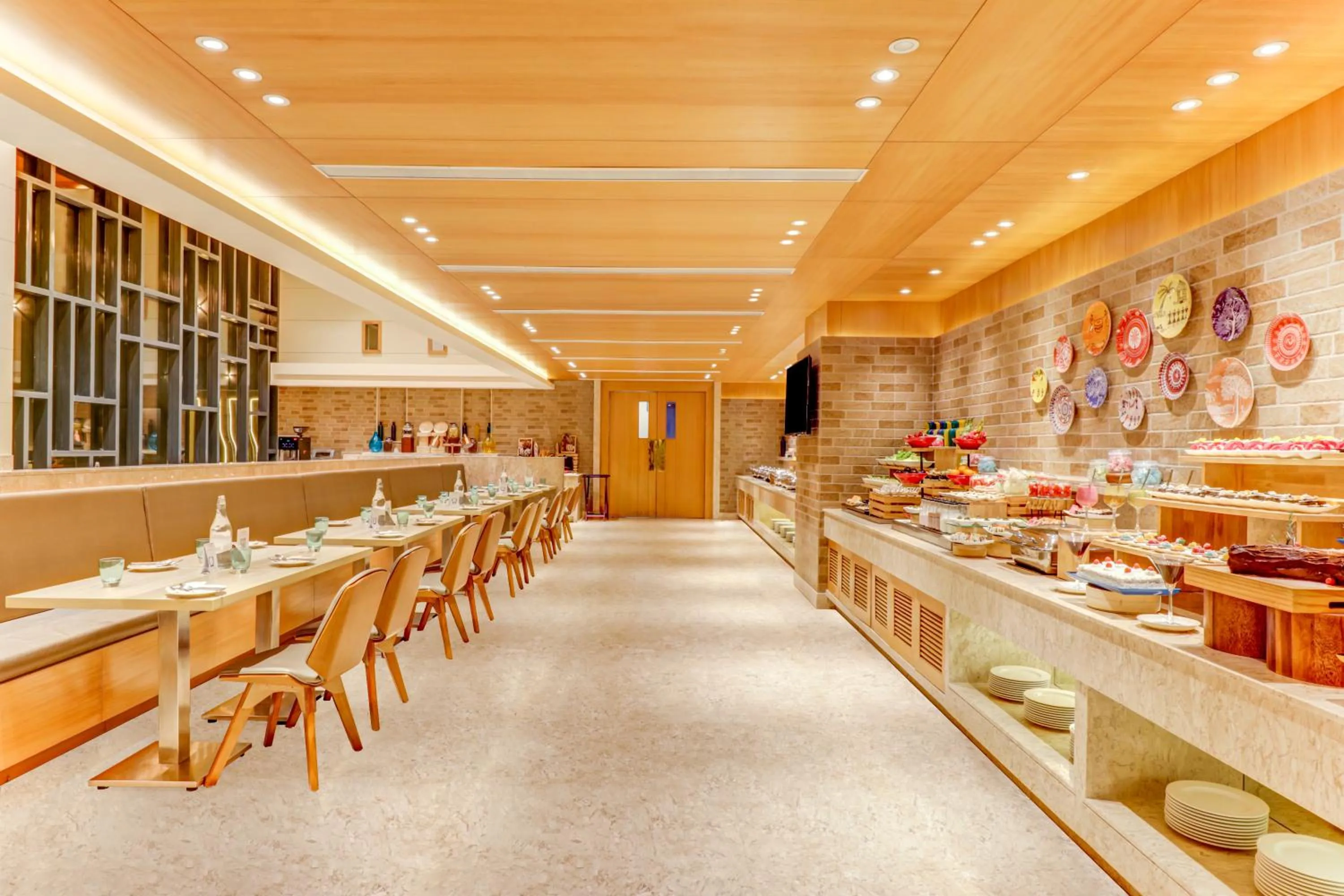 Restaurant/places to eat in Lemon Tree Premier, Bhubaneswar