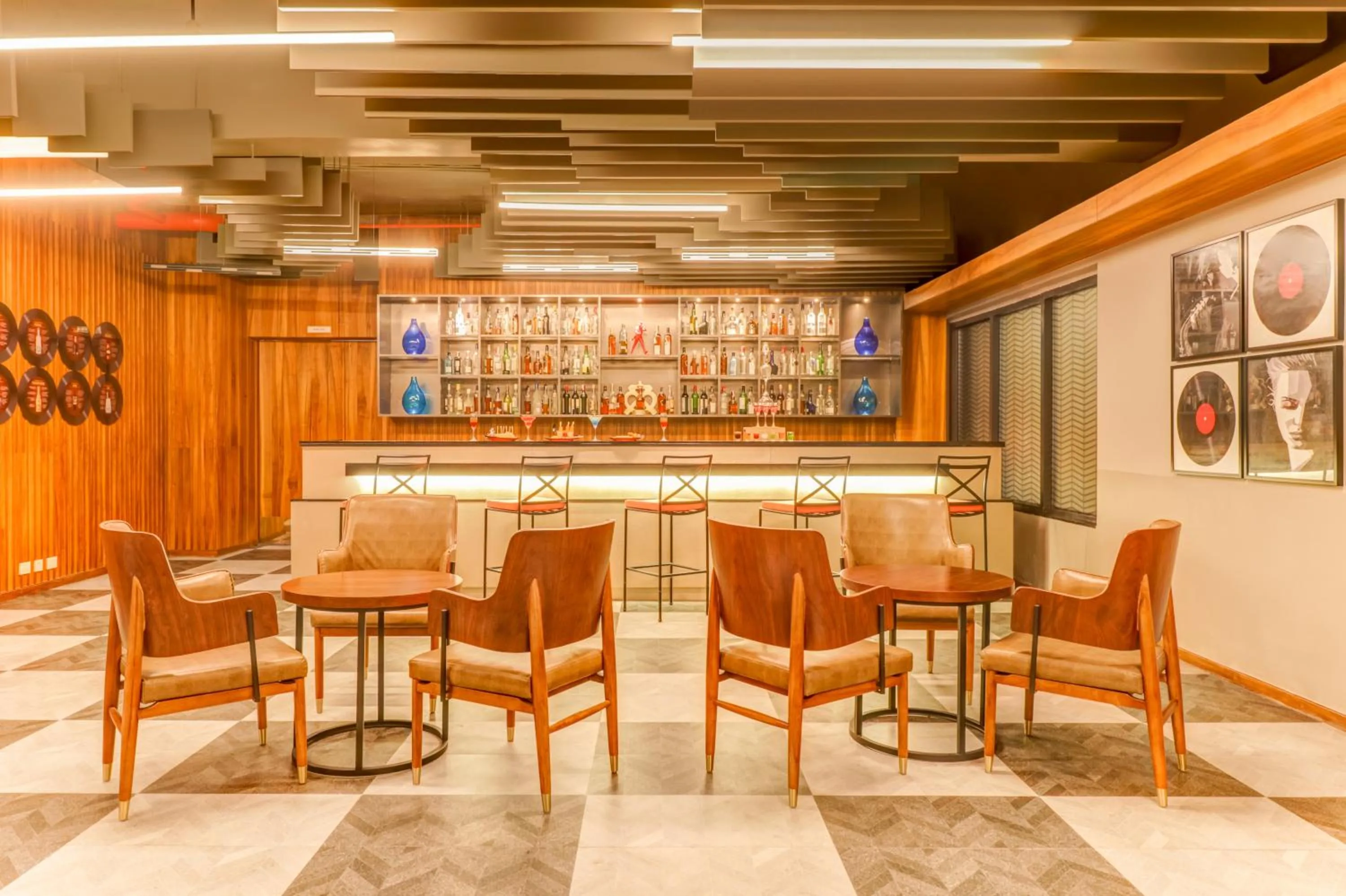 Lounge or bar in Lemon Tree Premier, Bhubaneswar