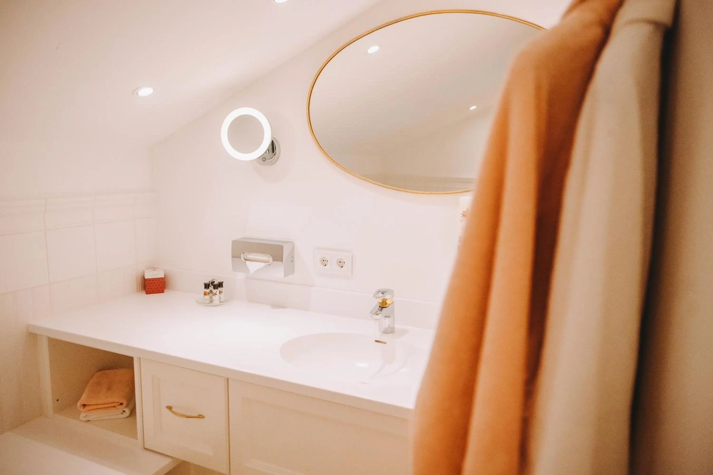 Bathroom in Hotel Schloss Dürnstein