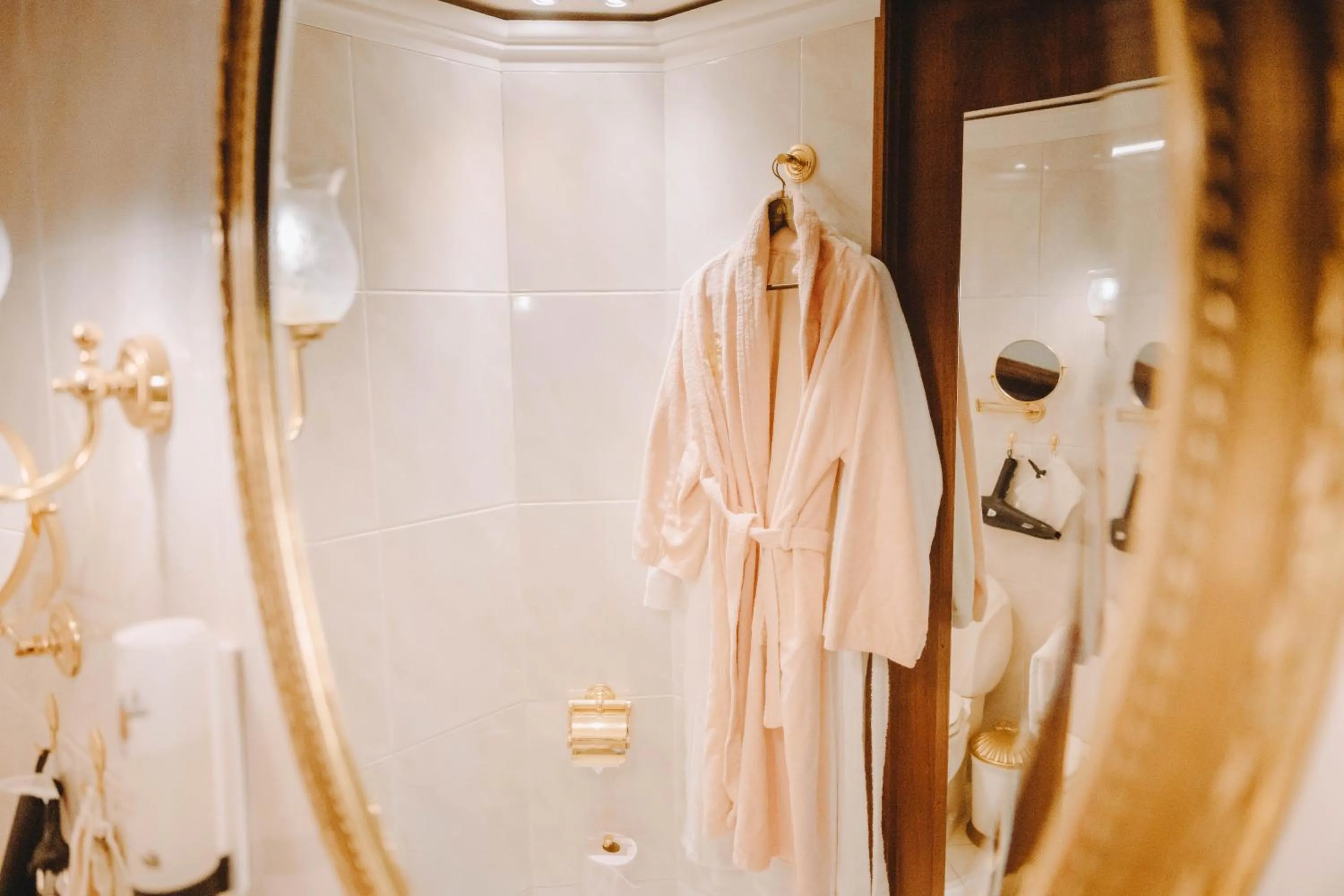 Bathroom in Hotel Schloss Dürnstein