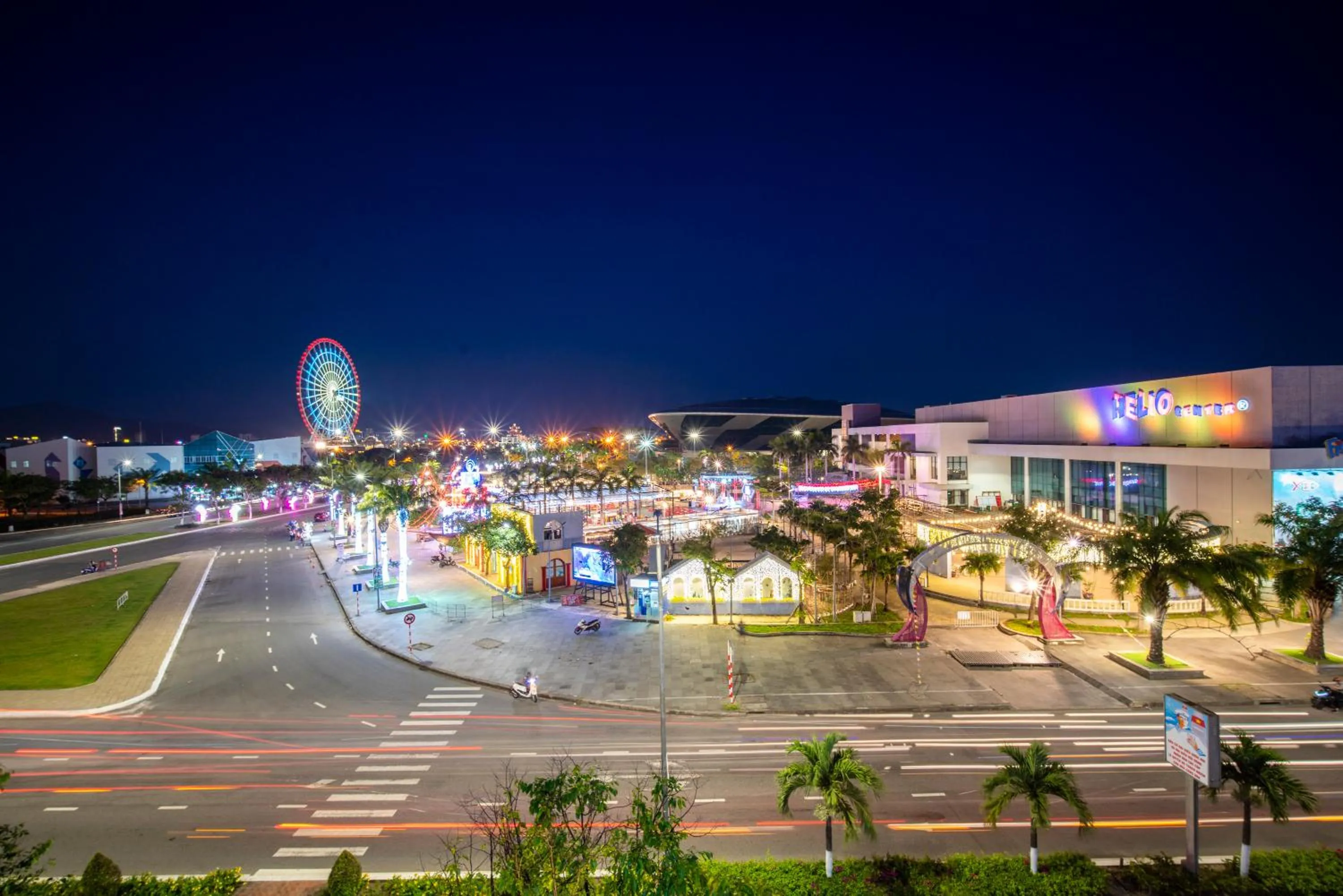 Night in Sun City Hotel Da Nang