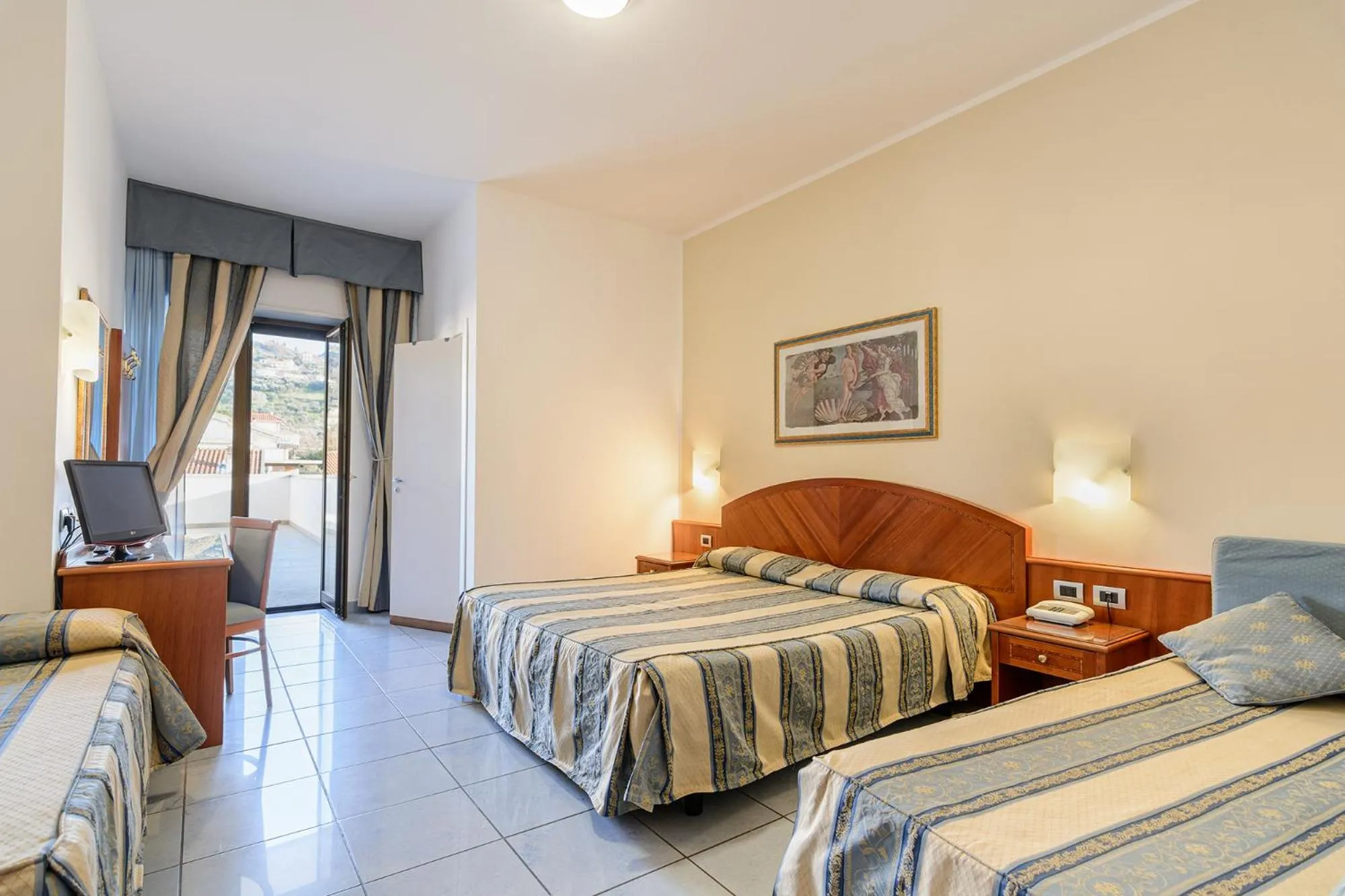 Bed in Hotel Serenella