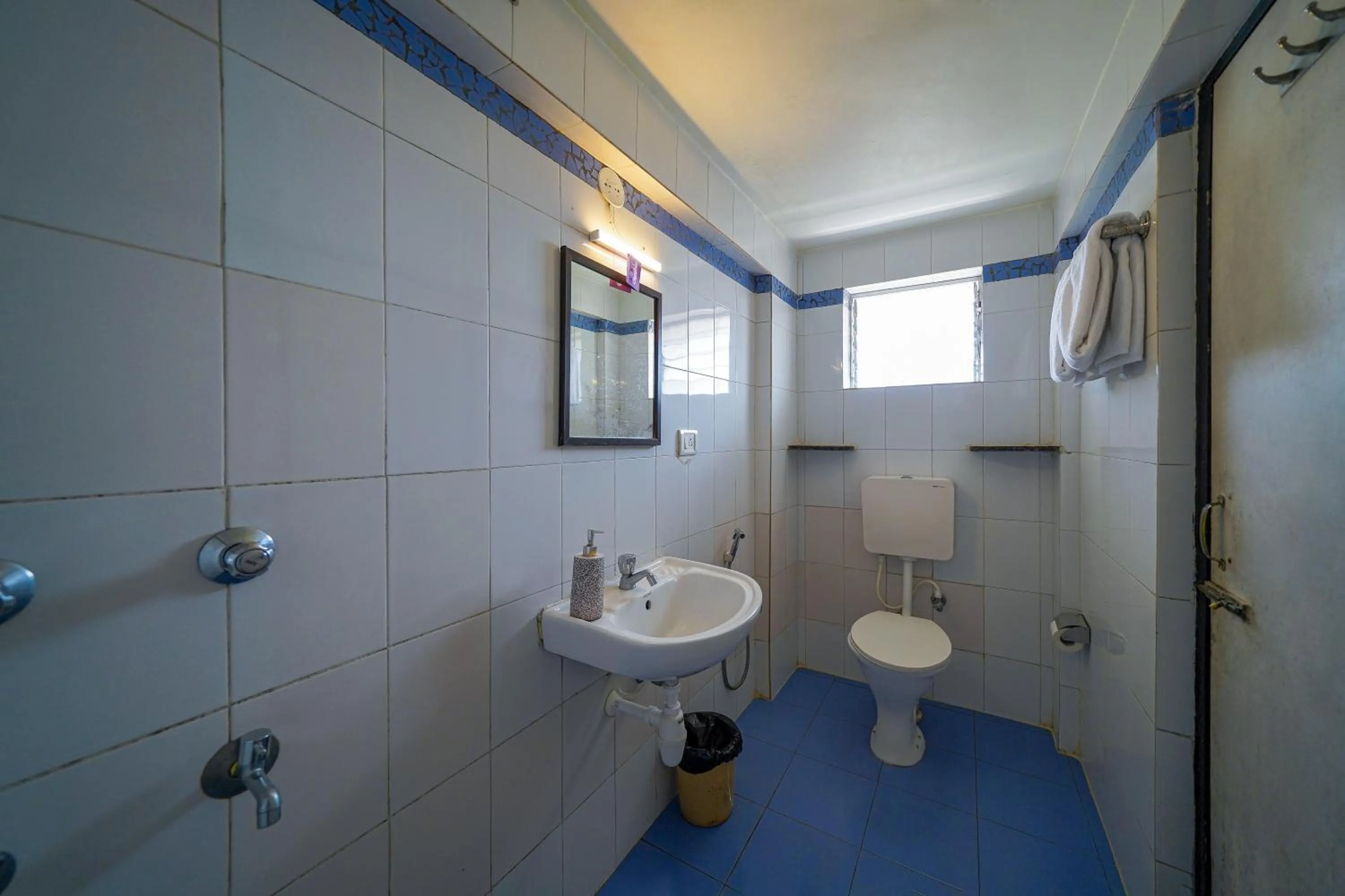 Toilet in Olive Zip Calangute Mira by Embassy Group