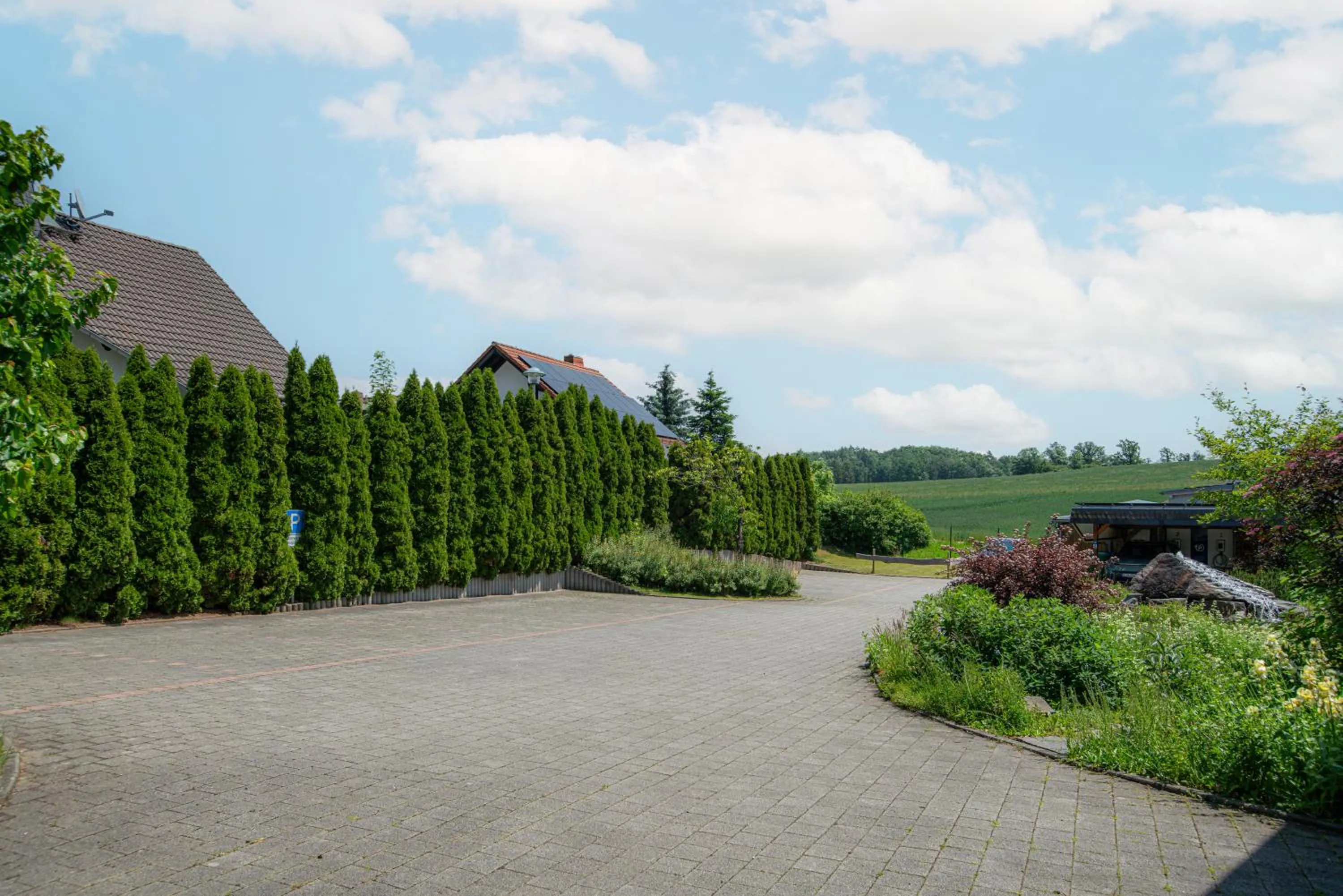 Parking in Landhotel Plauen - Gasthof Zwoschwitz