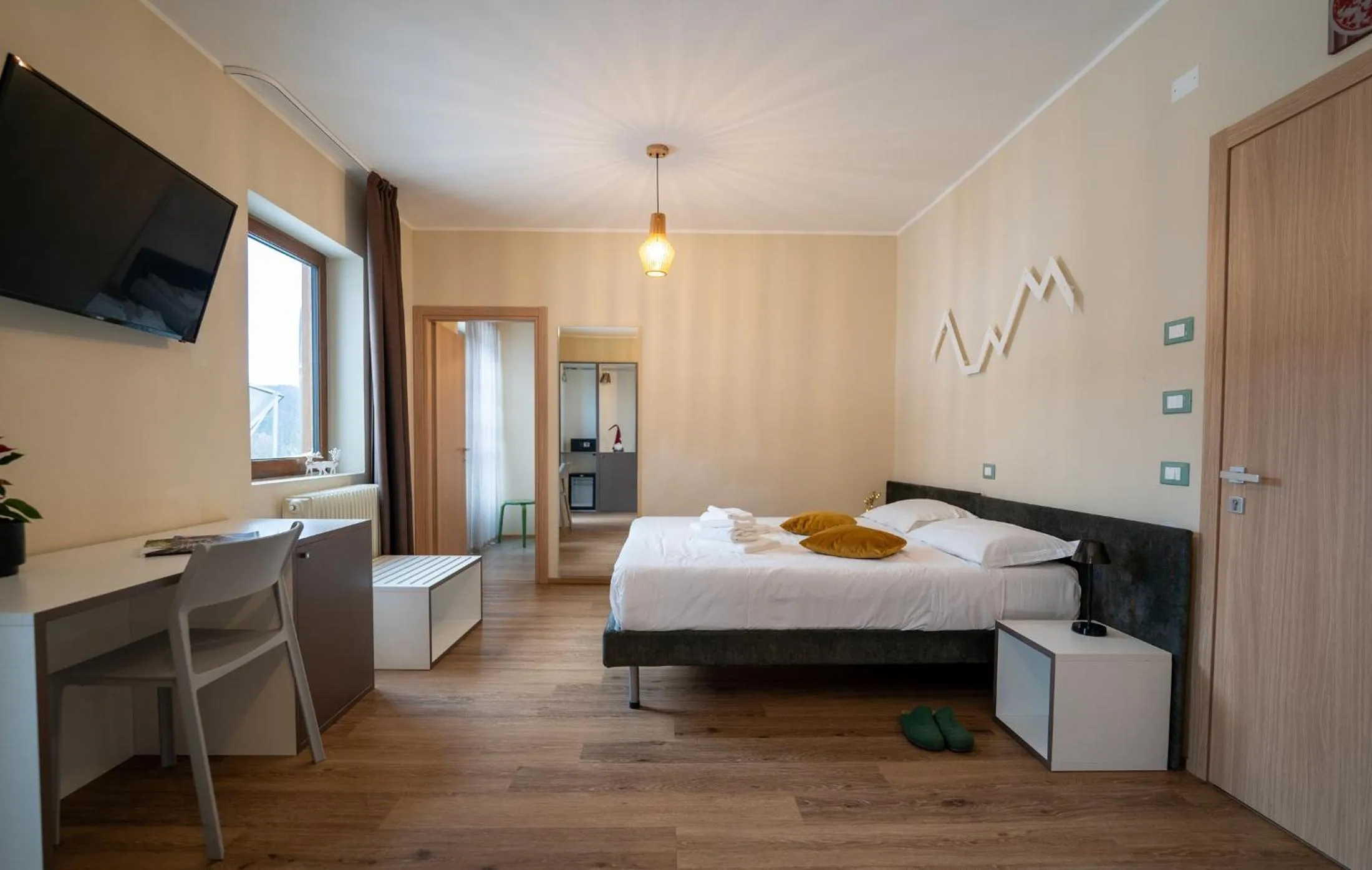 Bed in Hotel Casa Alpina