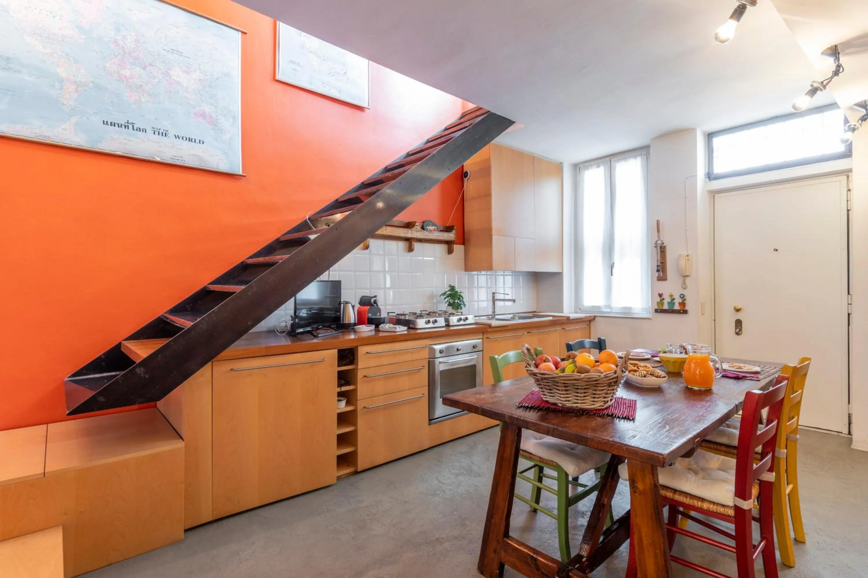 Kitchen or kitchenette in Paolo Sarpi, 36 - Milano Inside