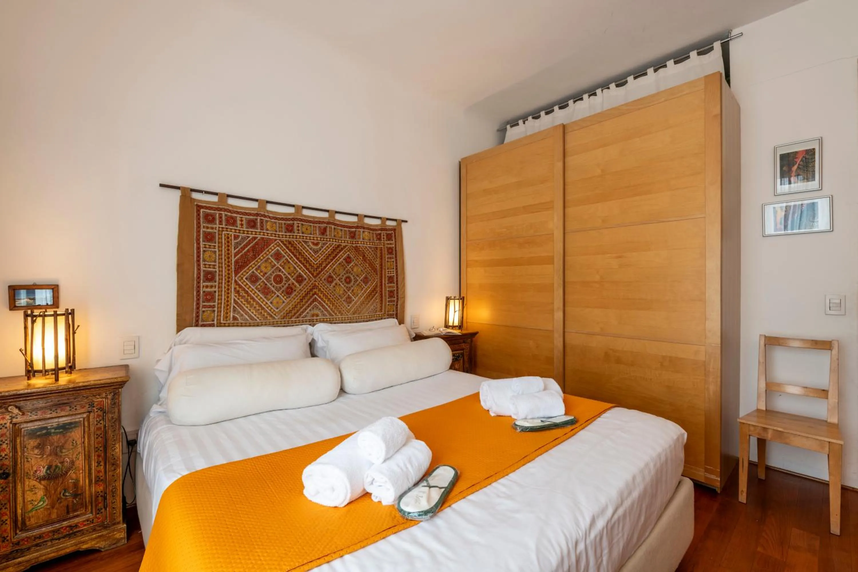 Bed in Paolo Sarpi, 36 - Milano Inside