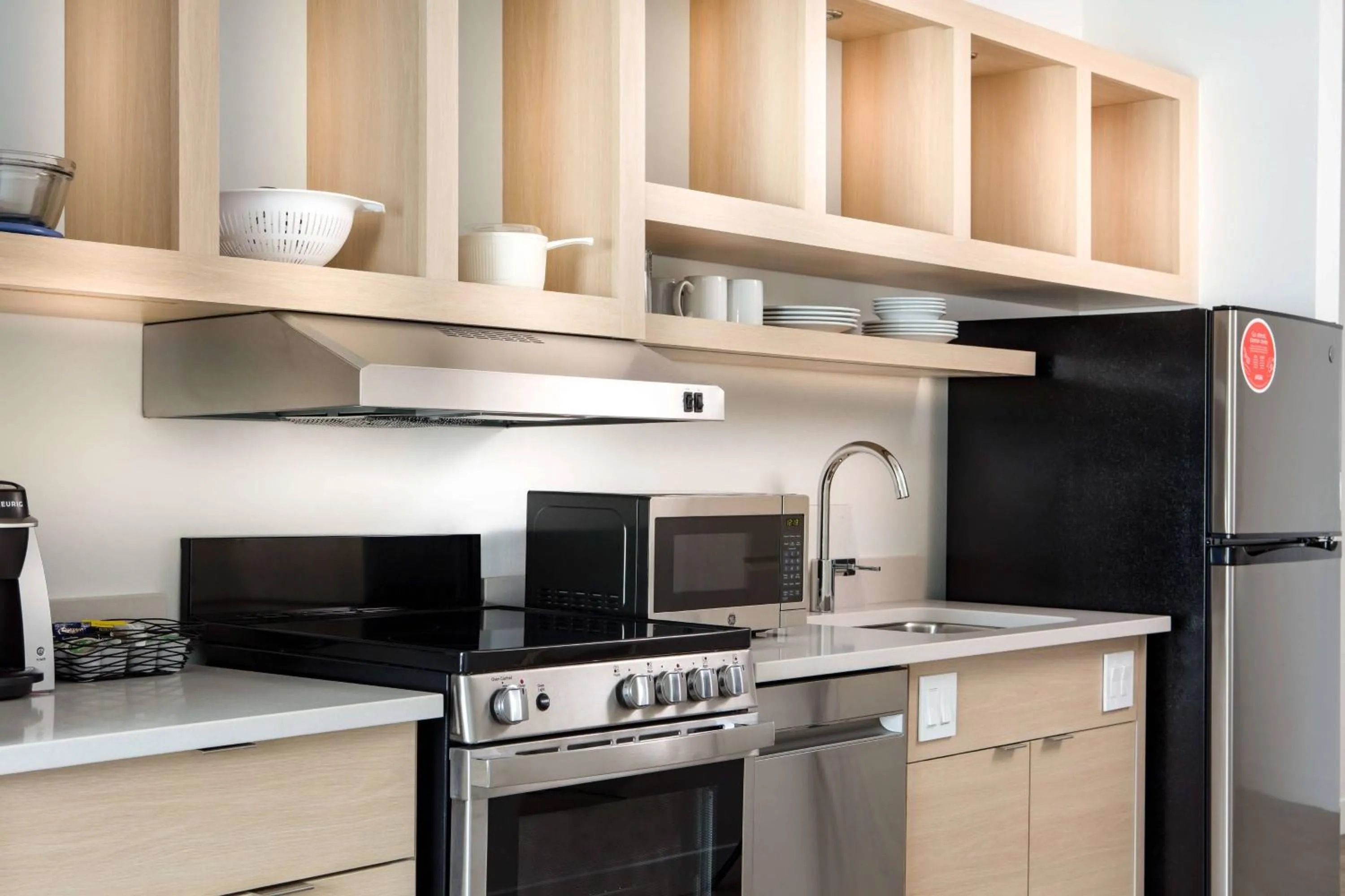 Bedroom in TownePlace Suites By Marriott Milwaukee West Bend