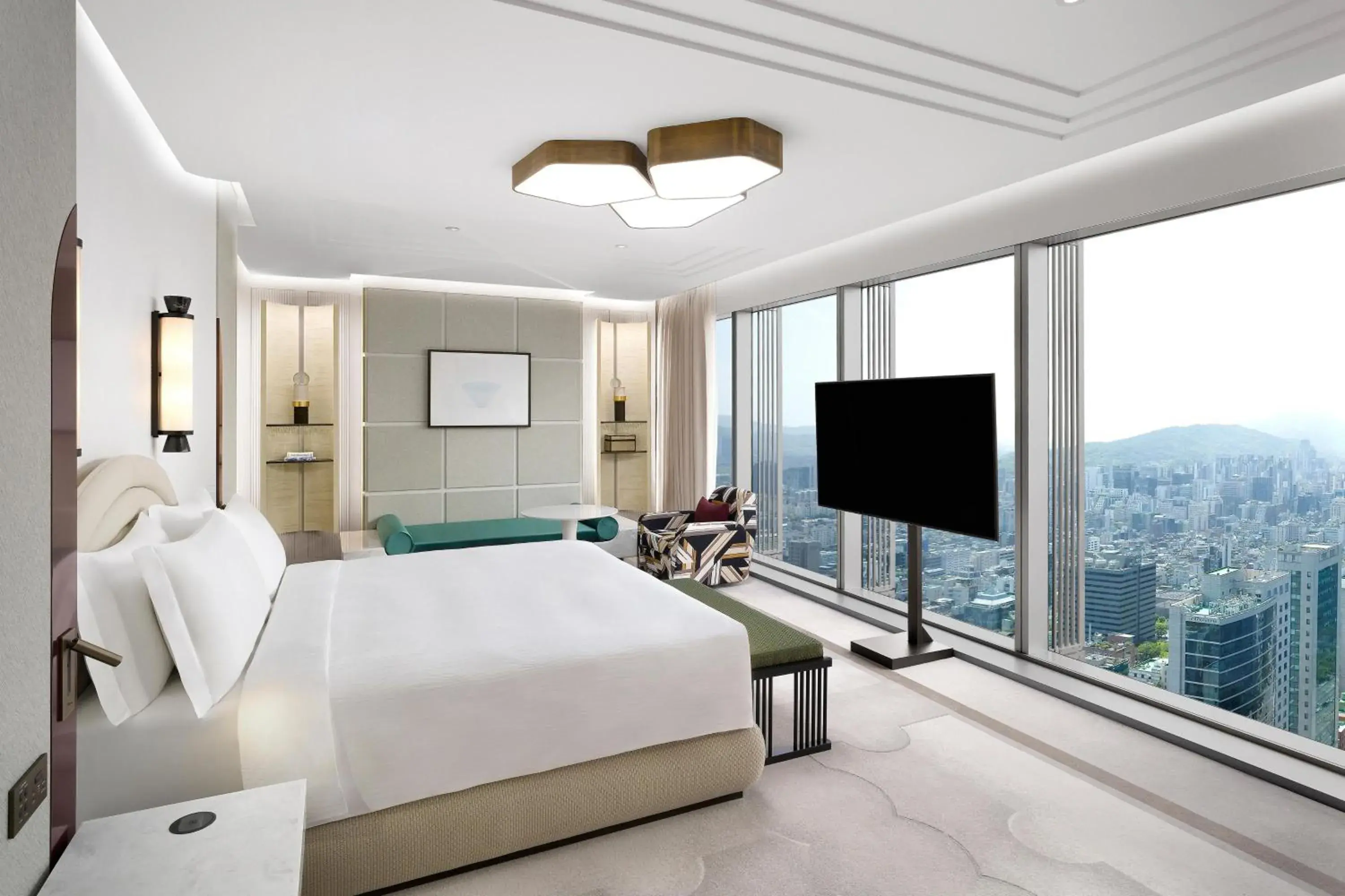 Masters Junior King Suite with City View in Josun Palace, a Luxury Collection Hotel, Seoul Gangnam Masters Junior King Suite with City View in Josun Palace, a Luxury Collection Hotel, Seoul Gangnam
