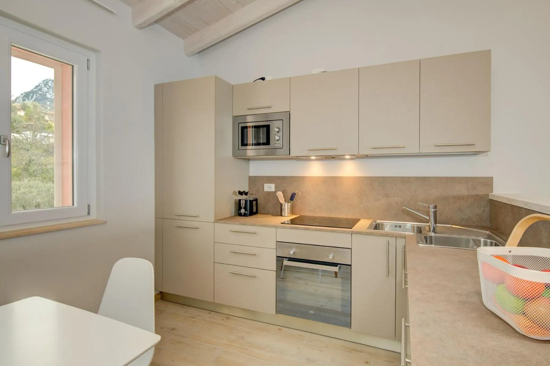 Kitchen or kitchenette in Le Casette - Casaliva