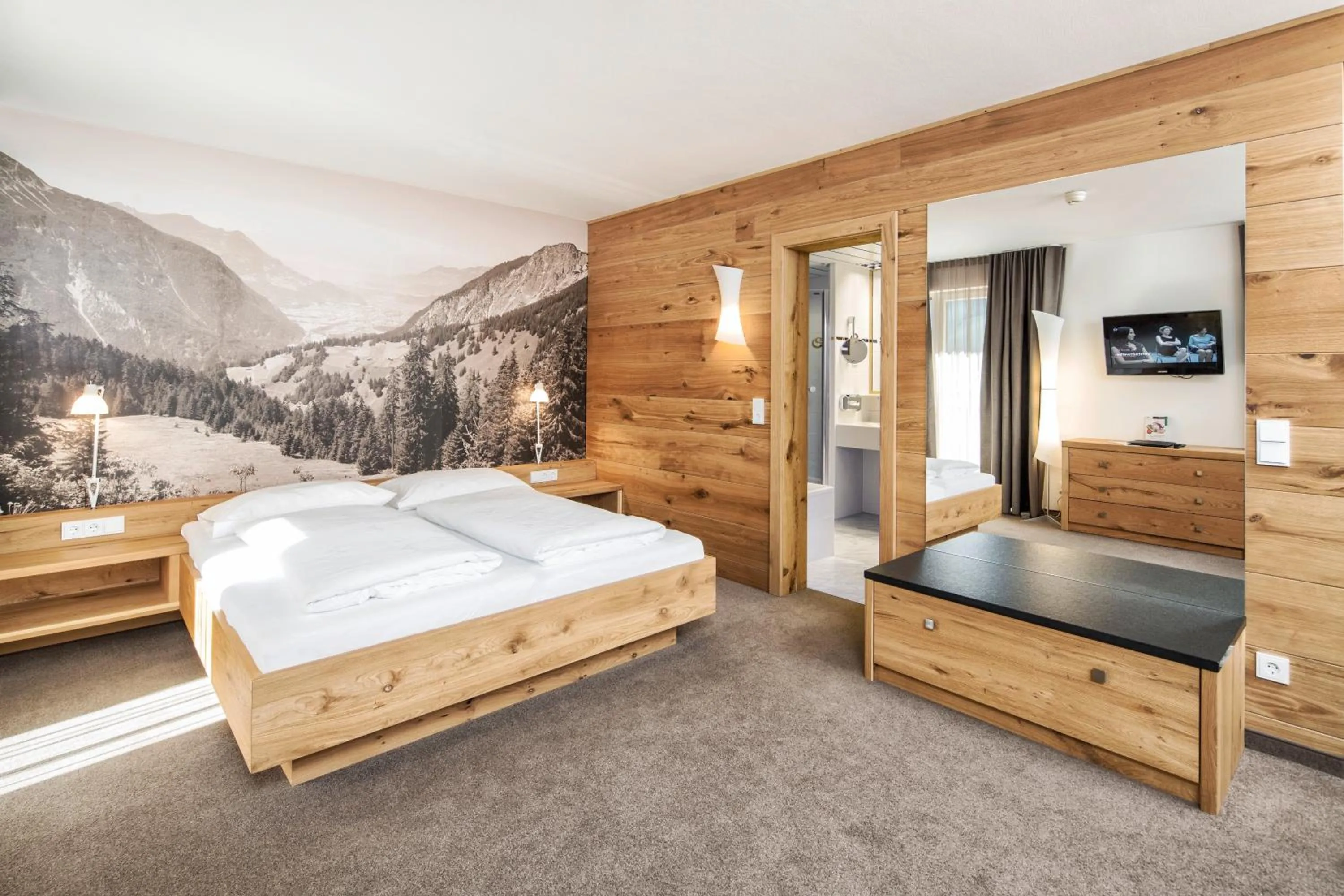 Photo of the whole room, Bed in Sporthotel Silvretta Montafon