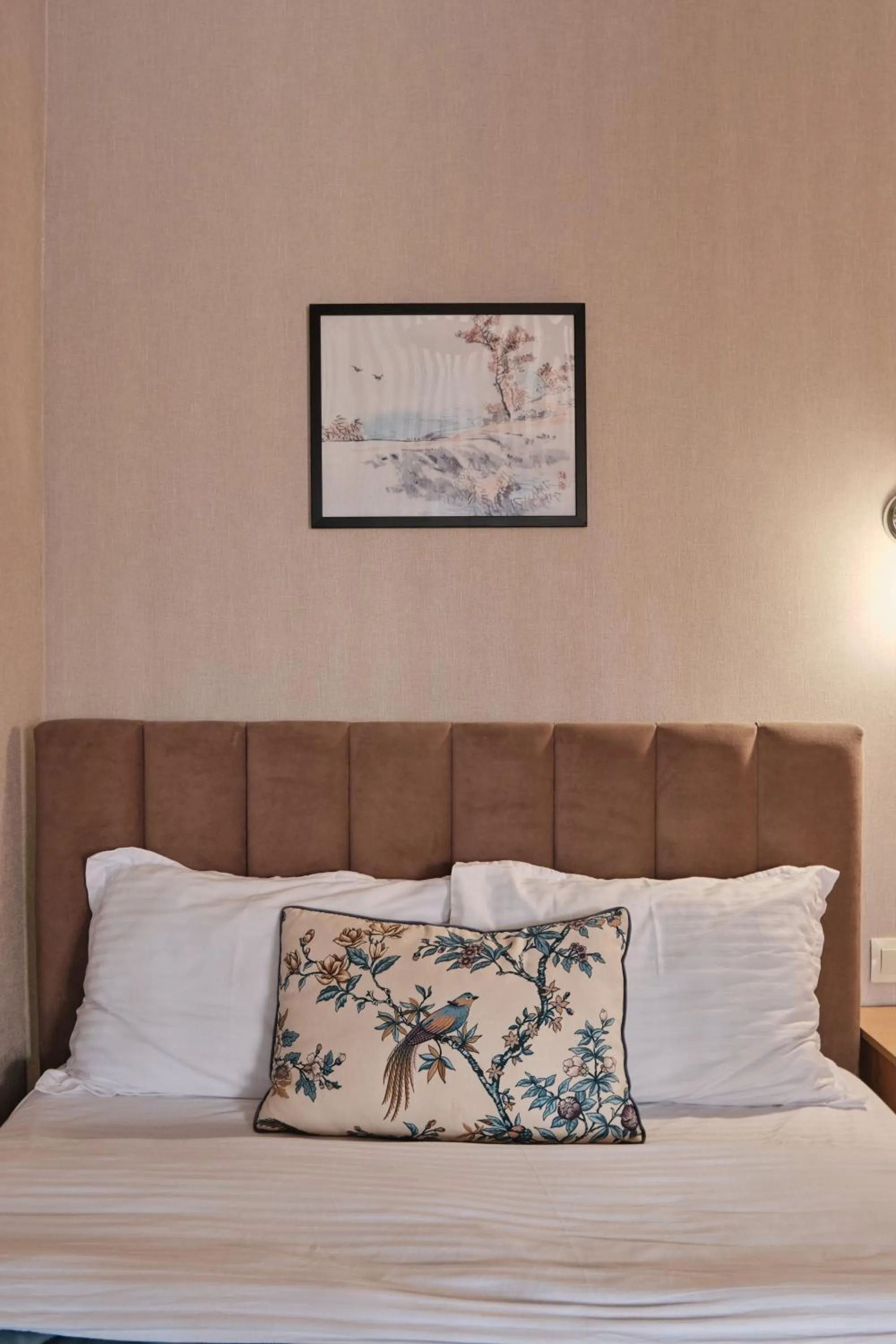 Bed in Seven City Apartments