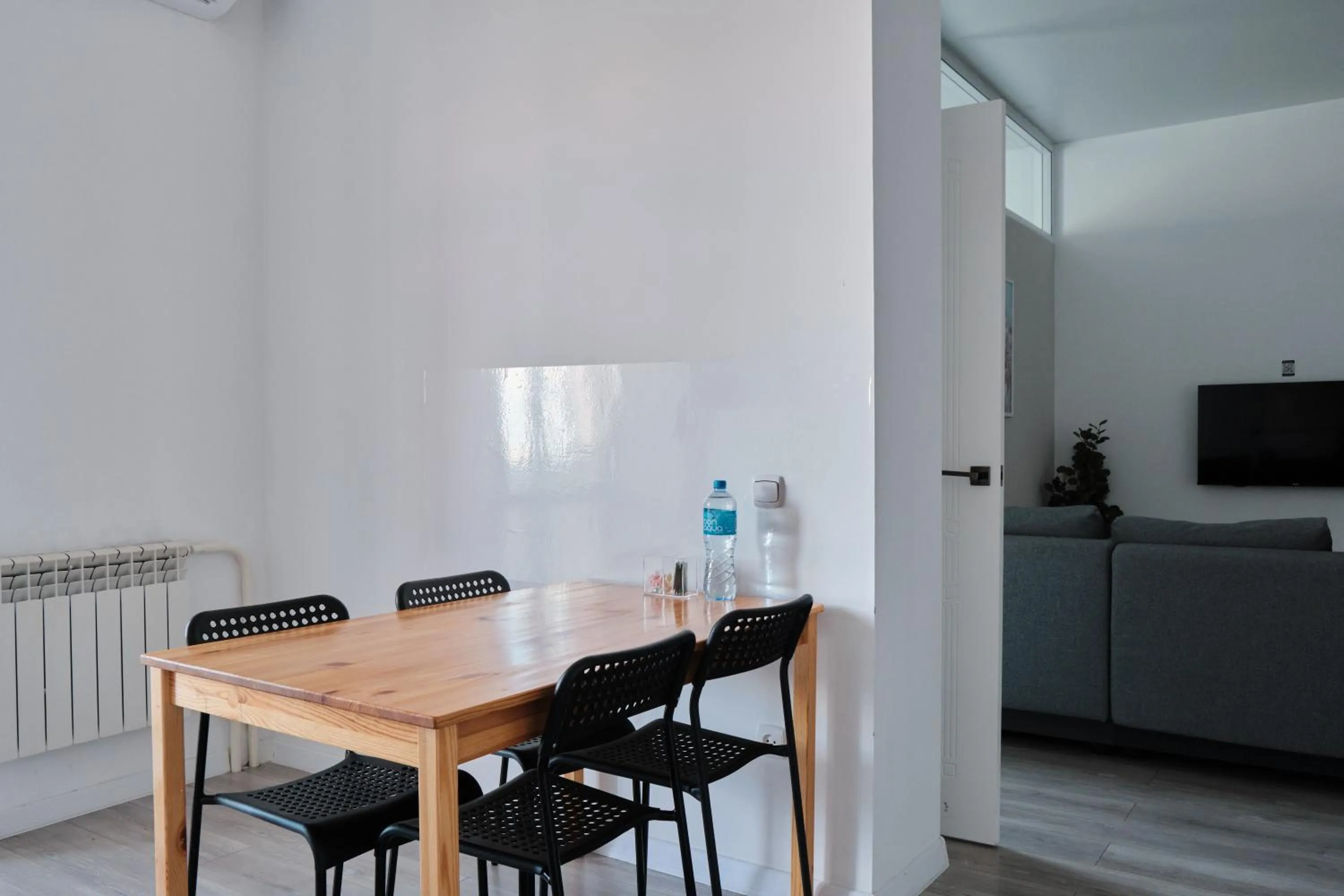 Seven City Apartments