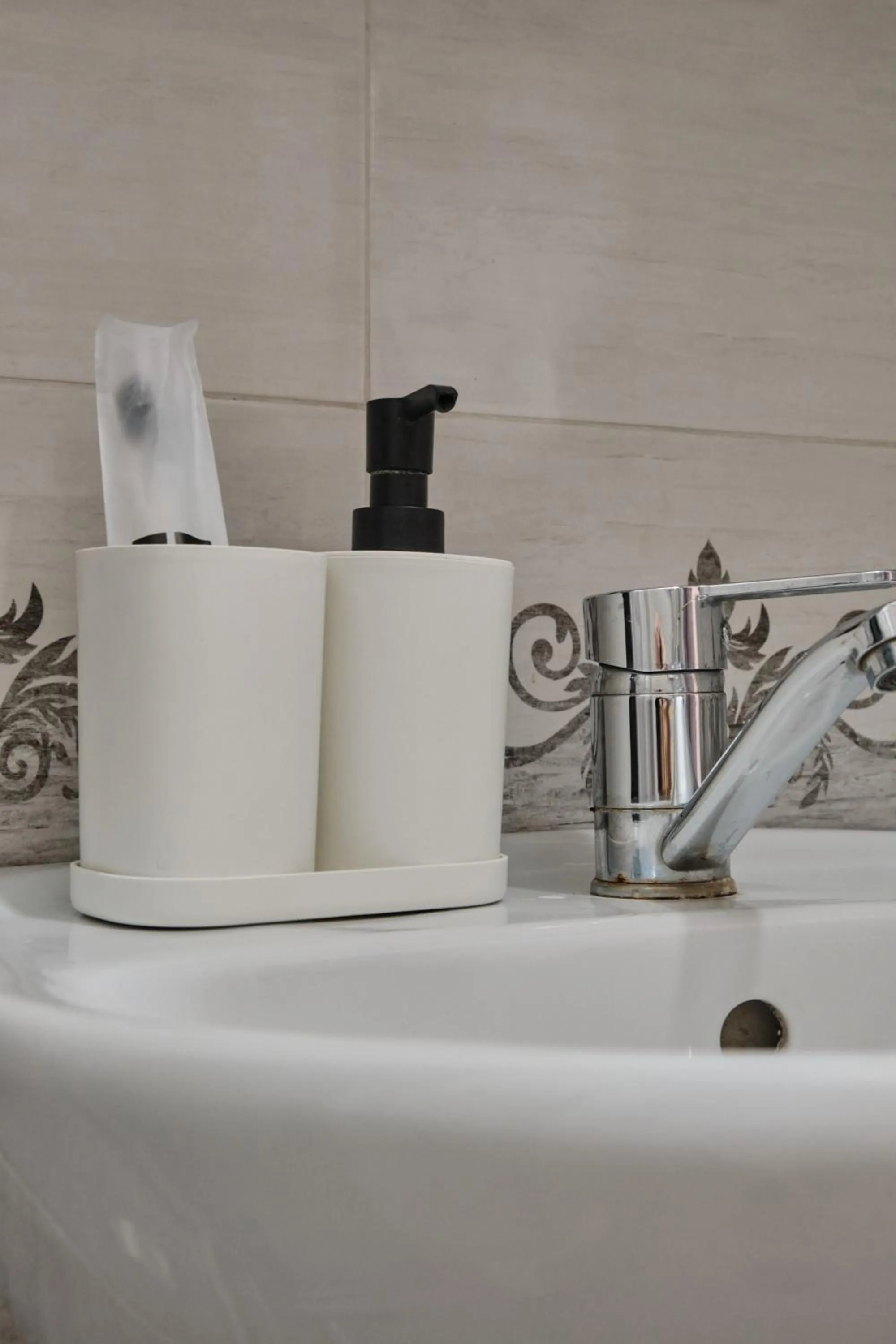 Seven City Apartments