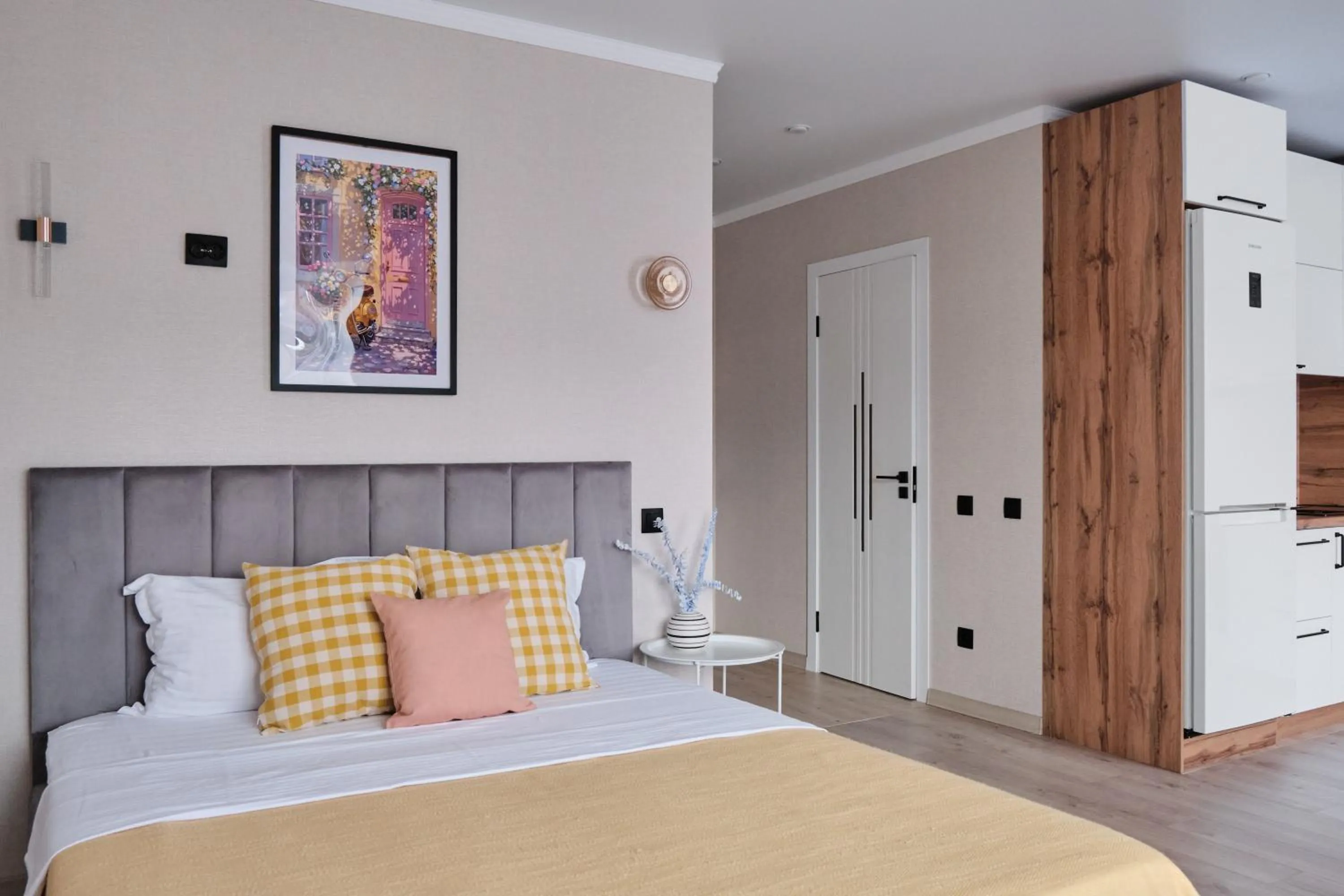 Bed in Seven City Apartments