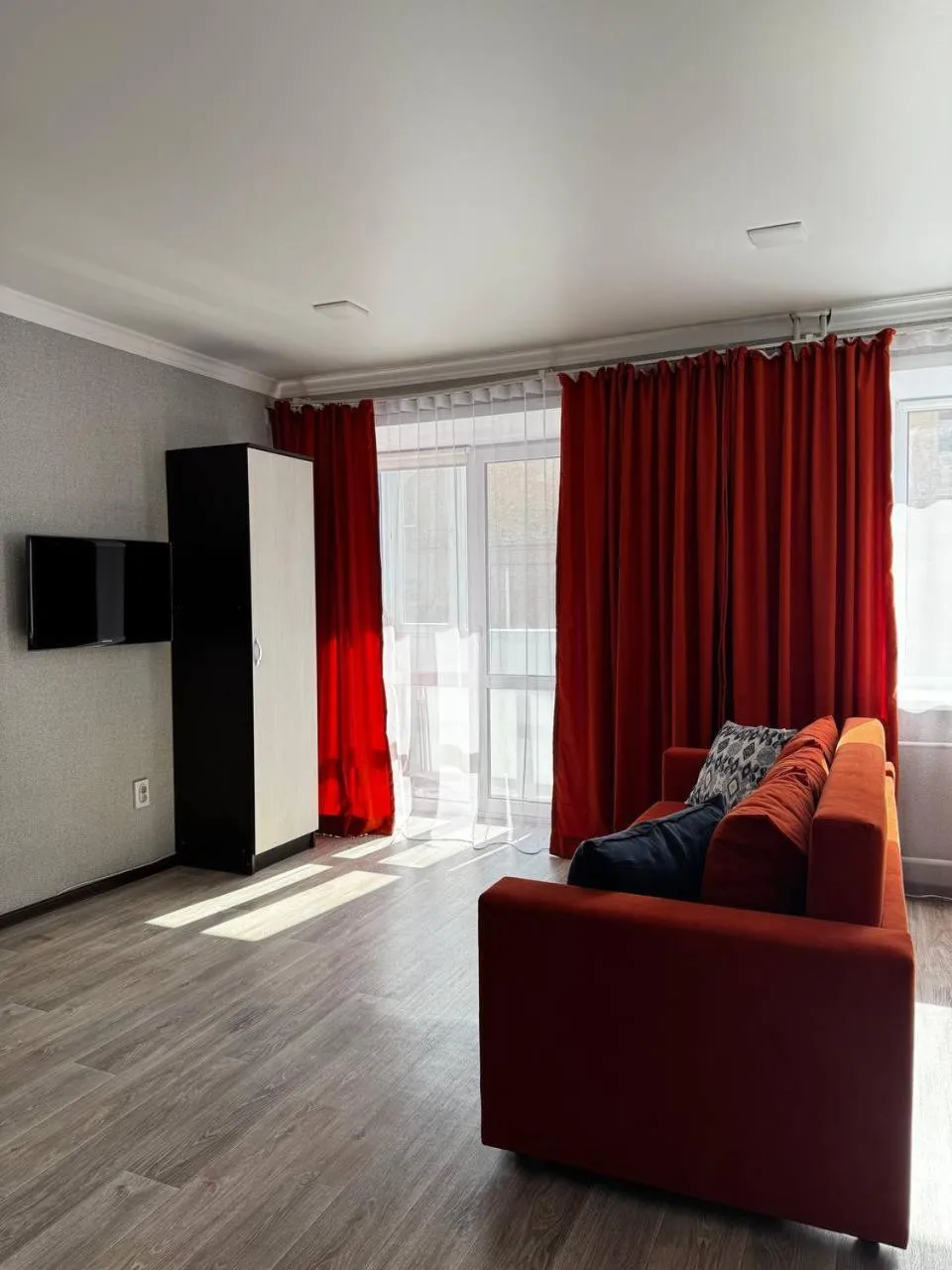 Seven City Apartments