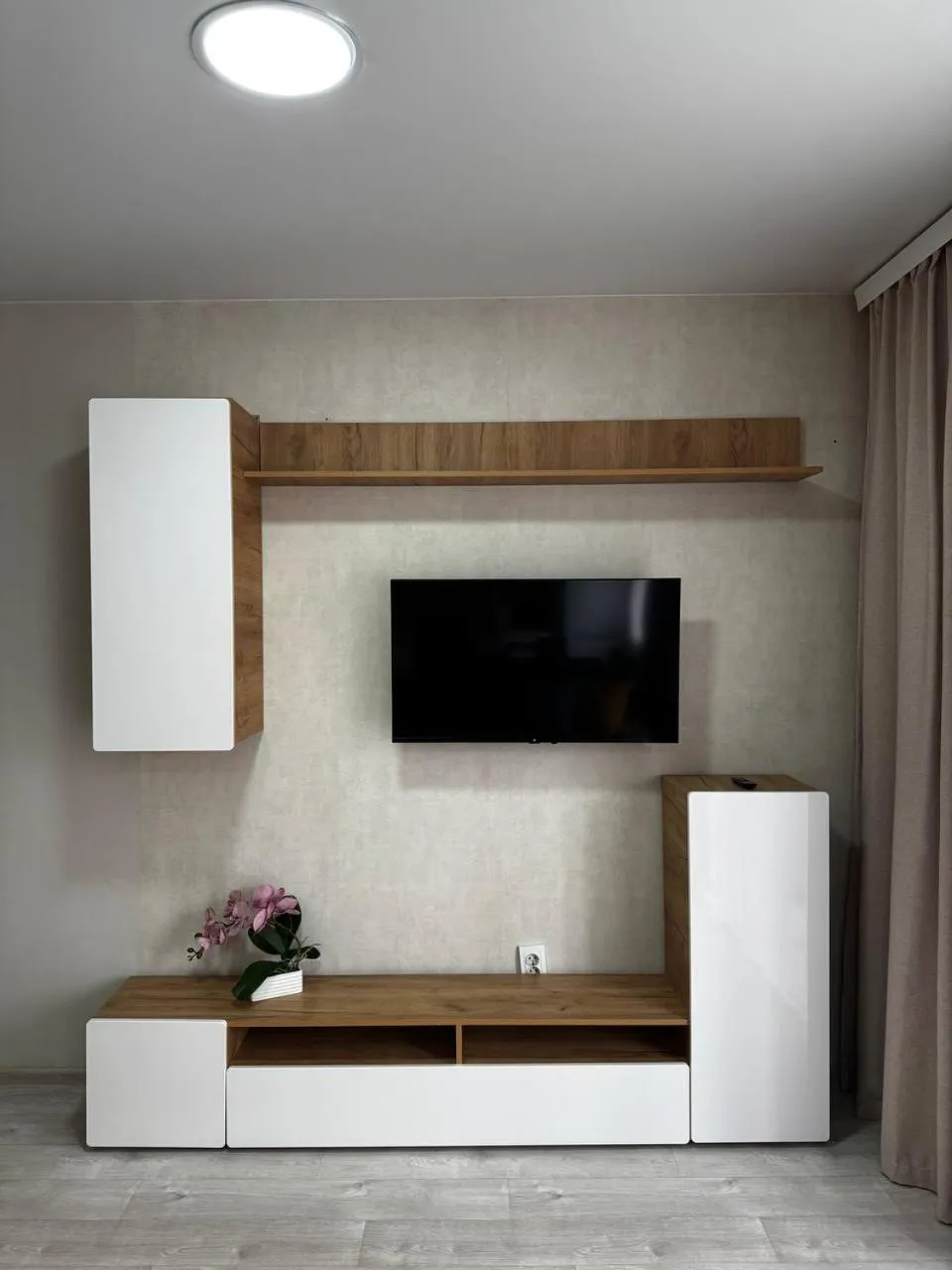 Seven City Apartments