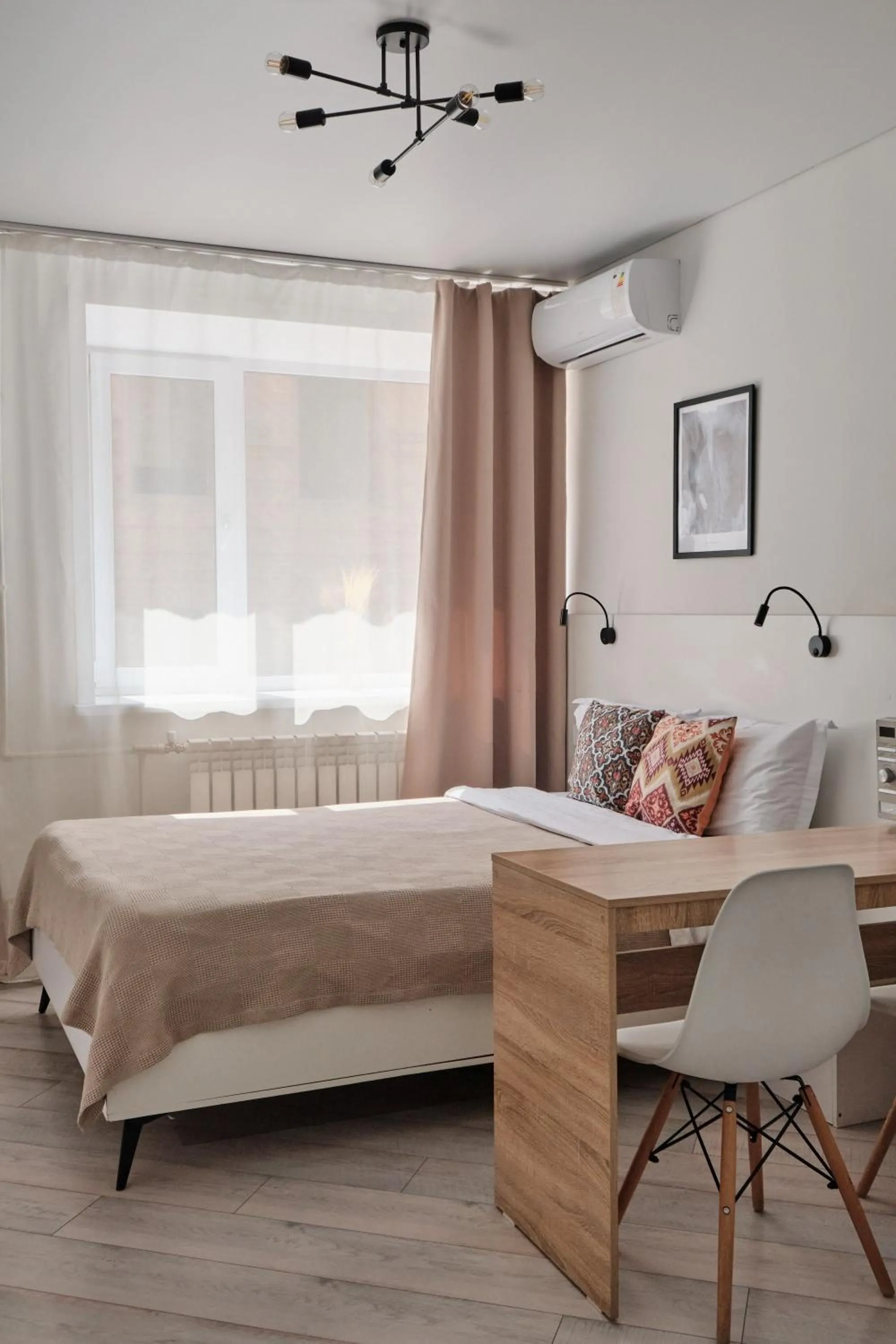 Bed in Seven City Apartments