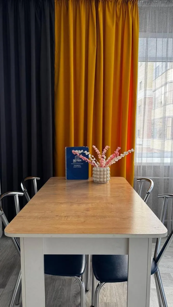 Seven City Apartments