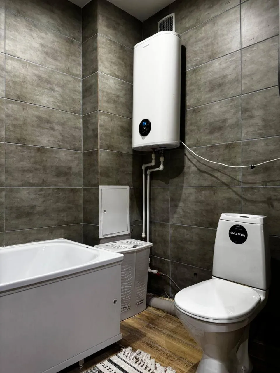 Seven City Apartments