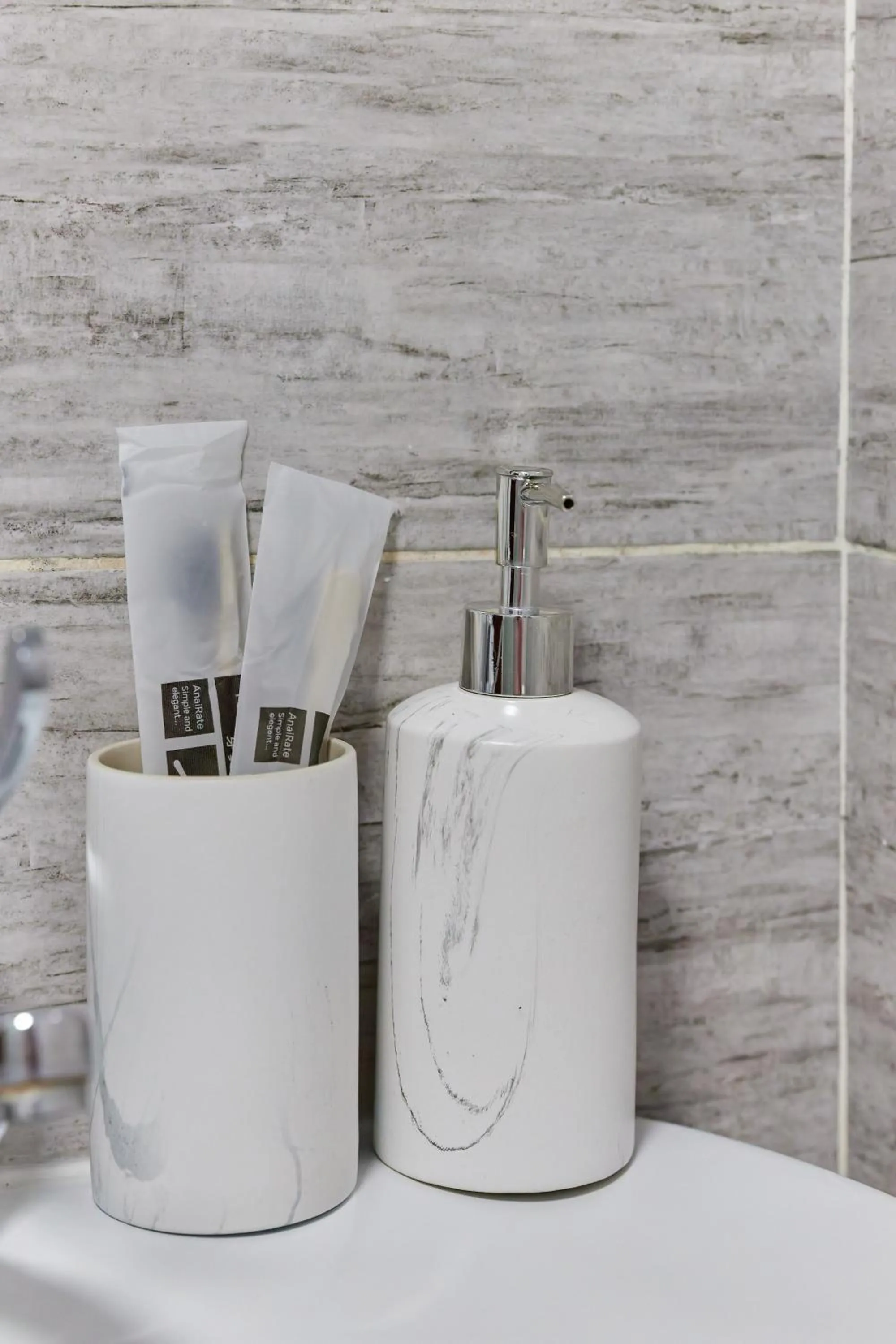 Seven City Apartments