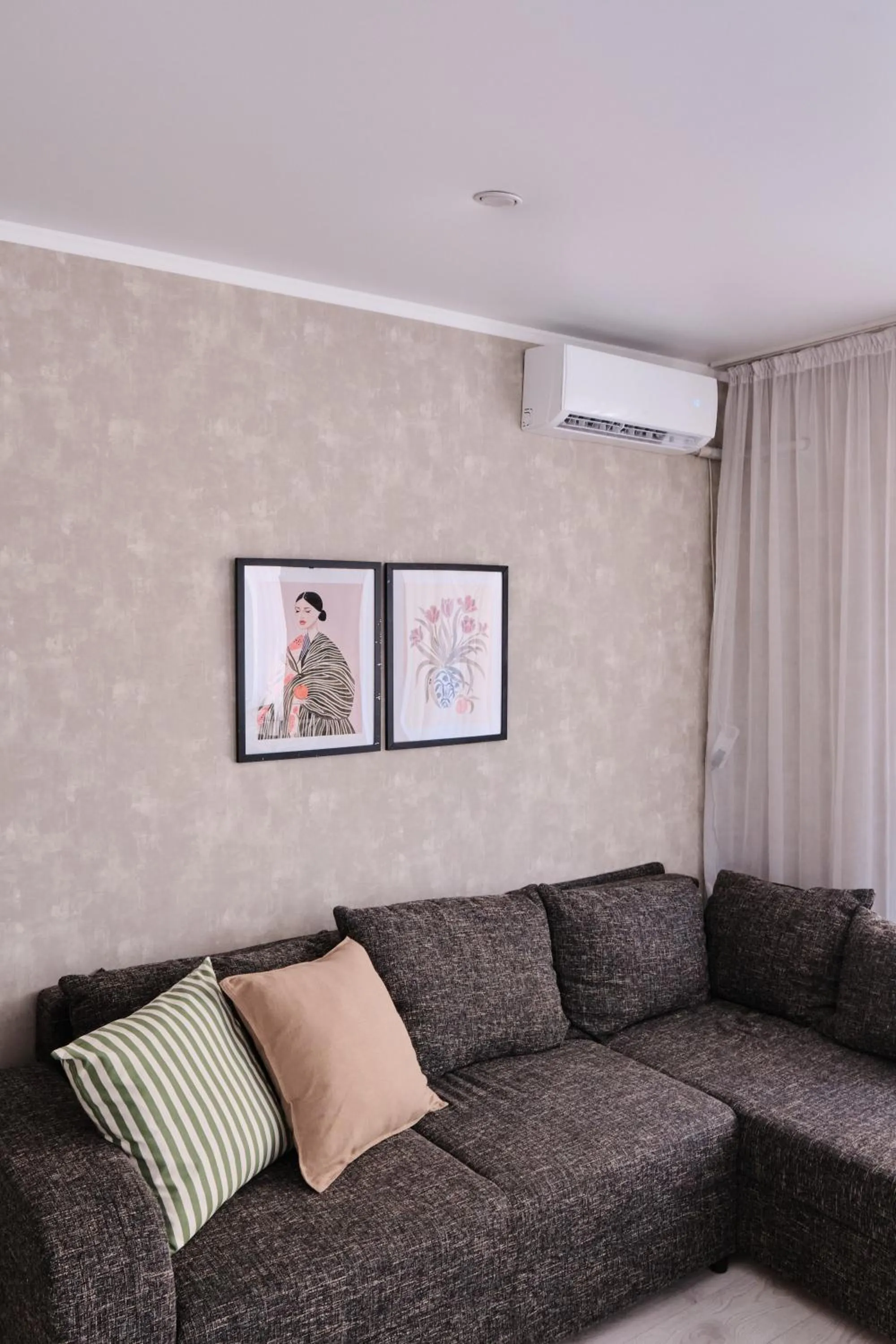 Seven City Apartments