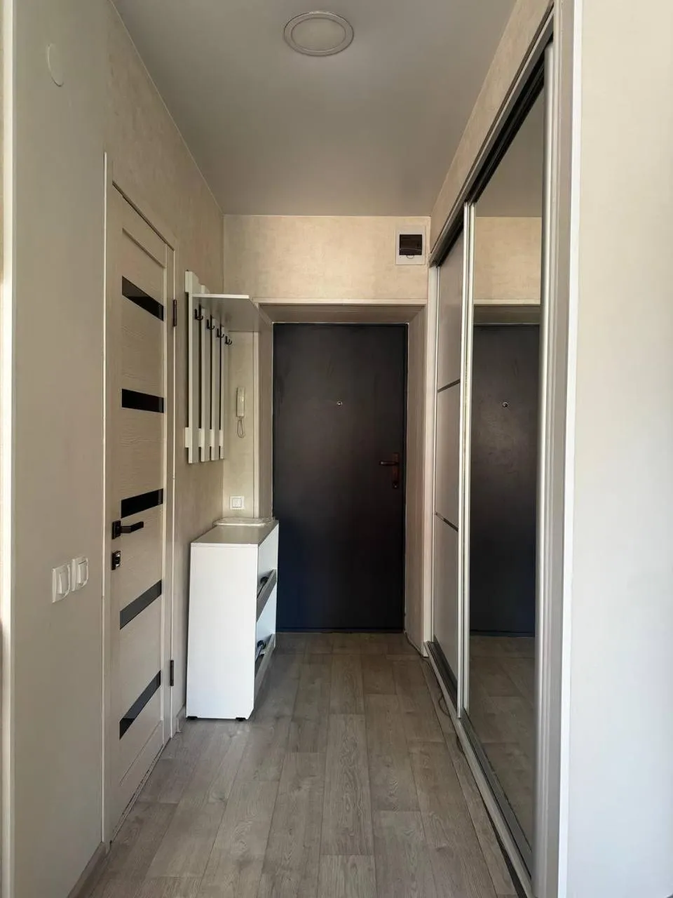 Seven City Apartments