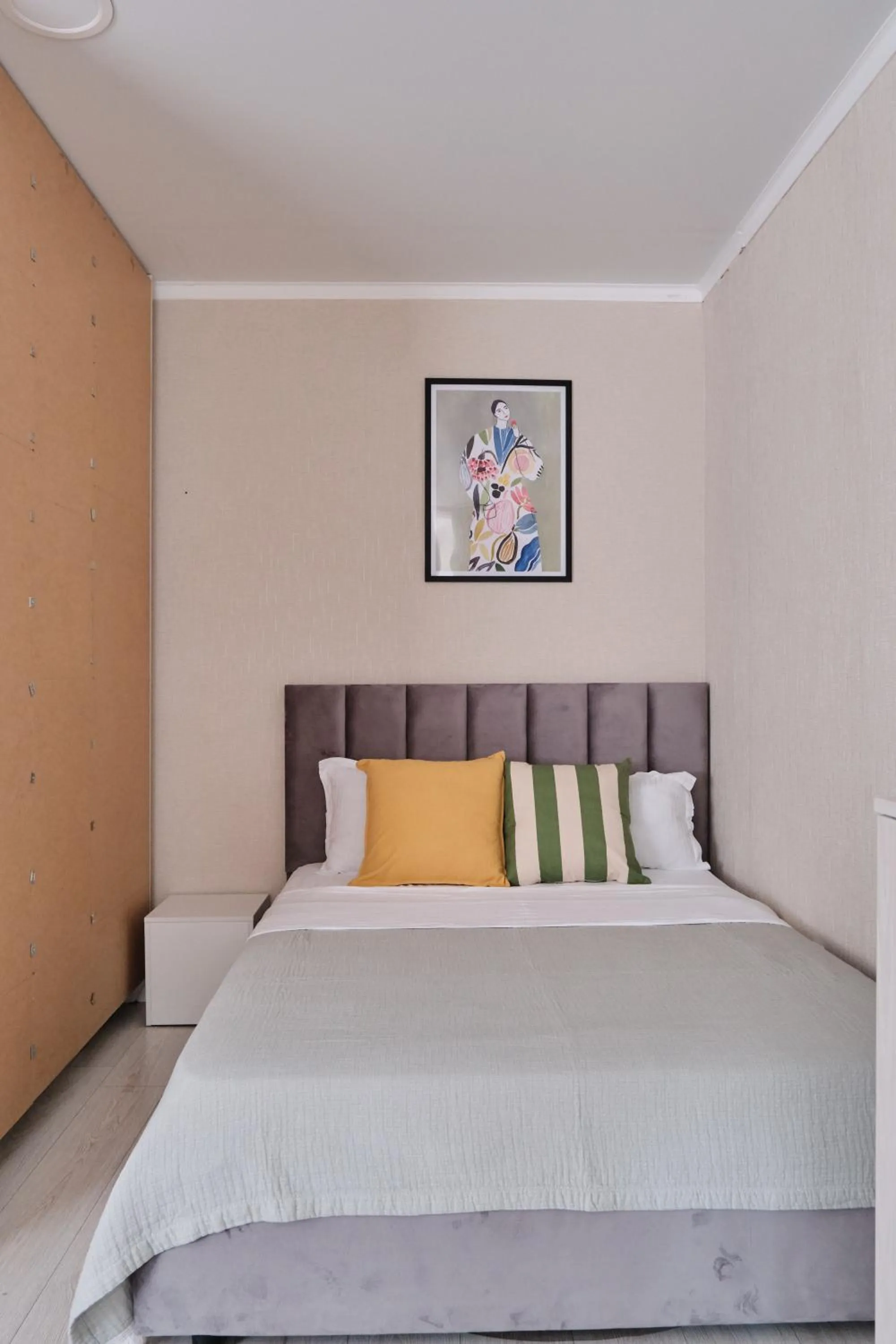 Bed in Seven City Apartments