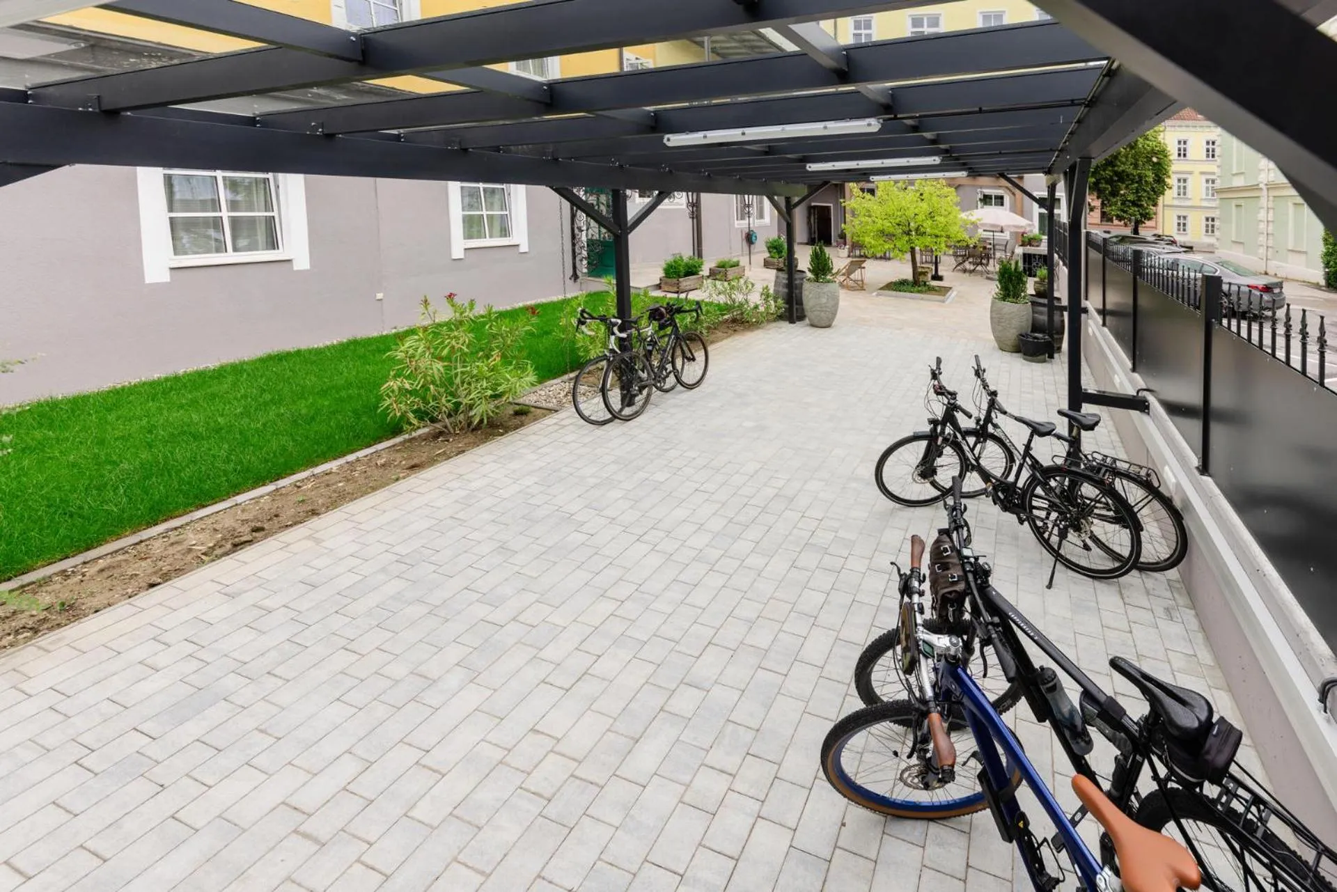 Property building in Hotel Unter den Linden