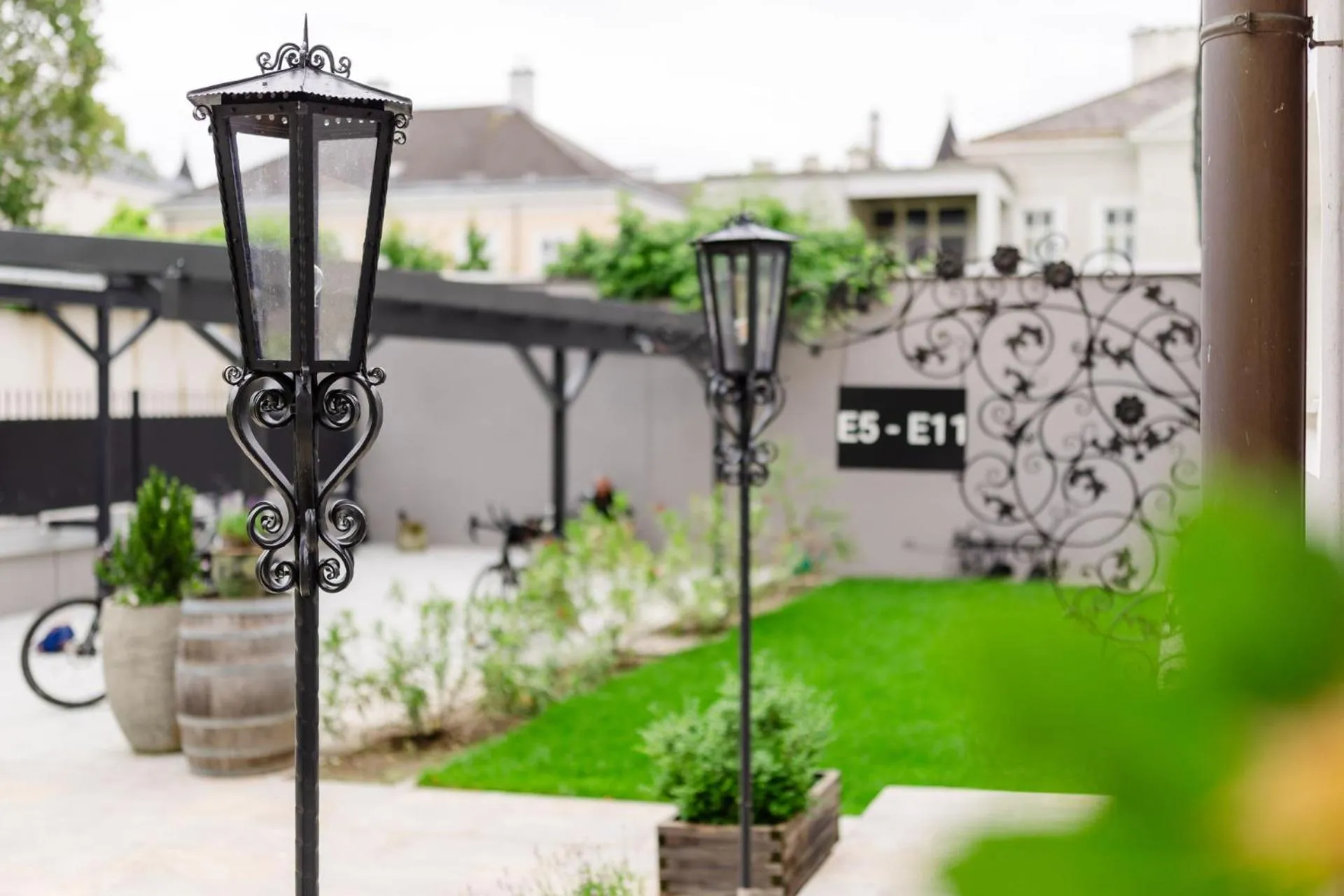 Property building in Hotel Unter den Linden