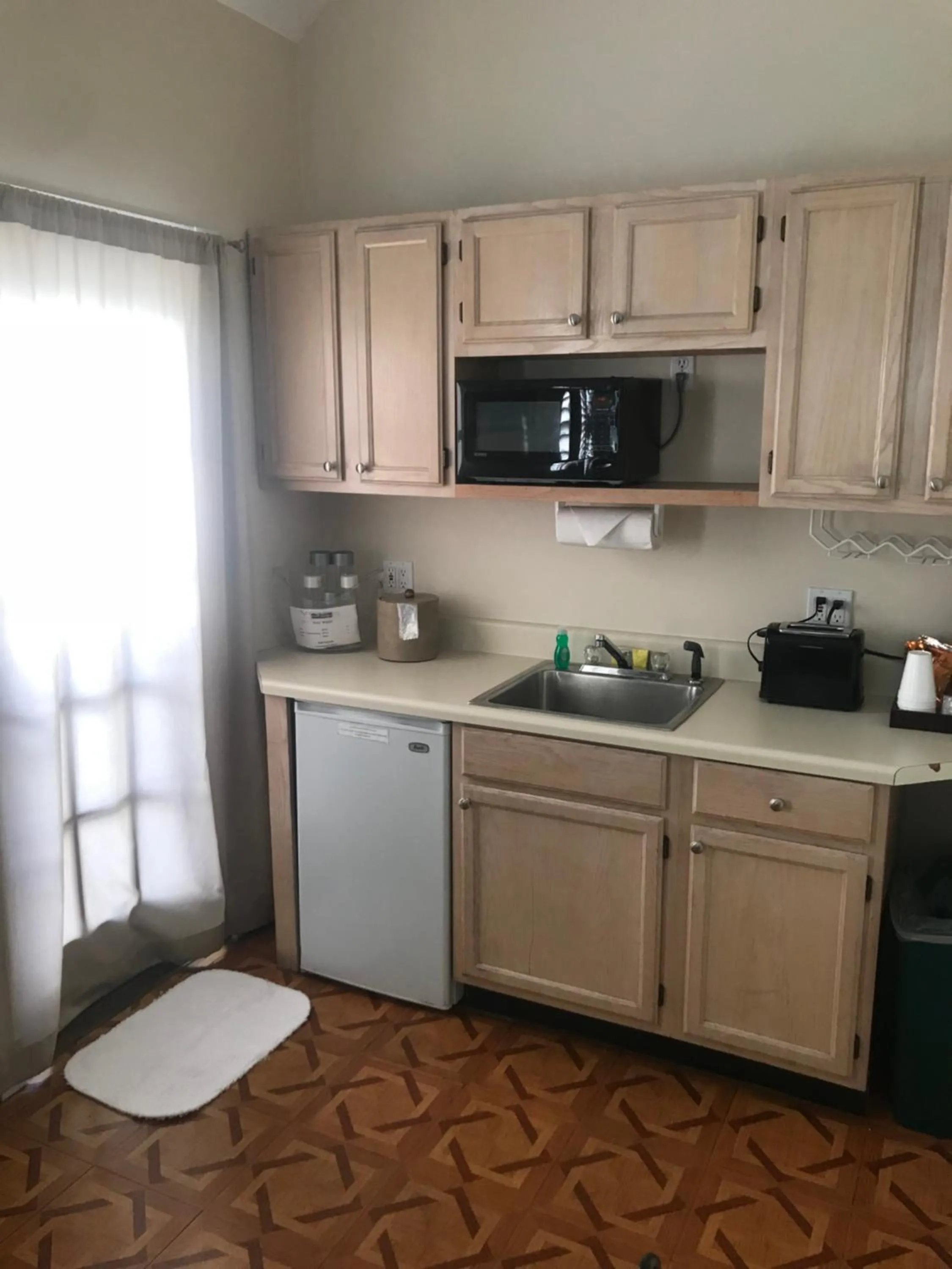 Kitchen or kitchenette in New Orleans House - Gay Male Adult Guesthouse