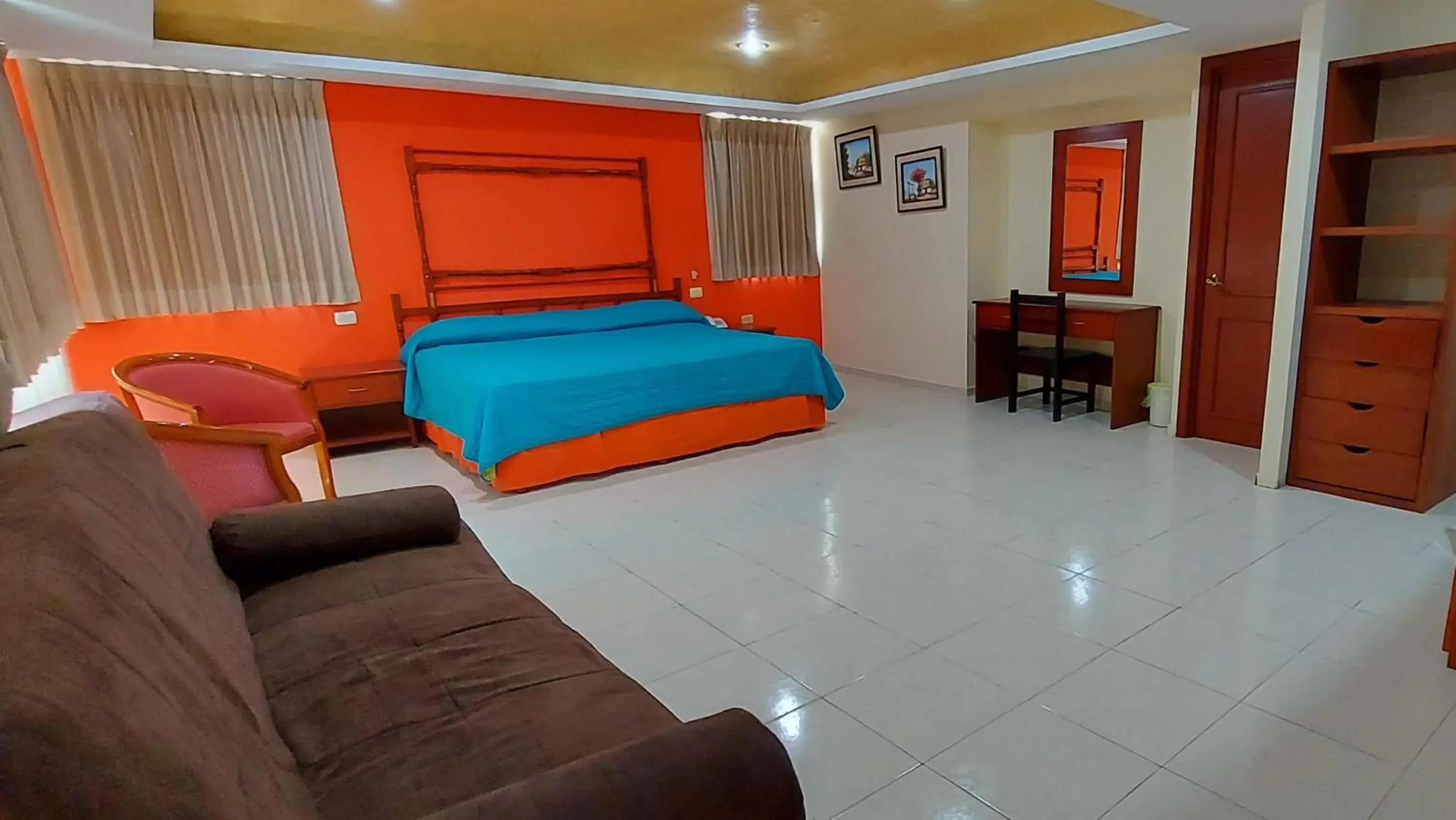 Junior Suite in Hotel El Marques Junior Suite in Hotel El Marques