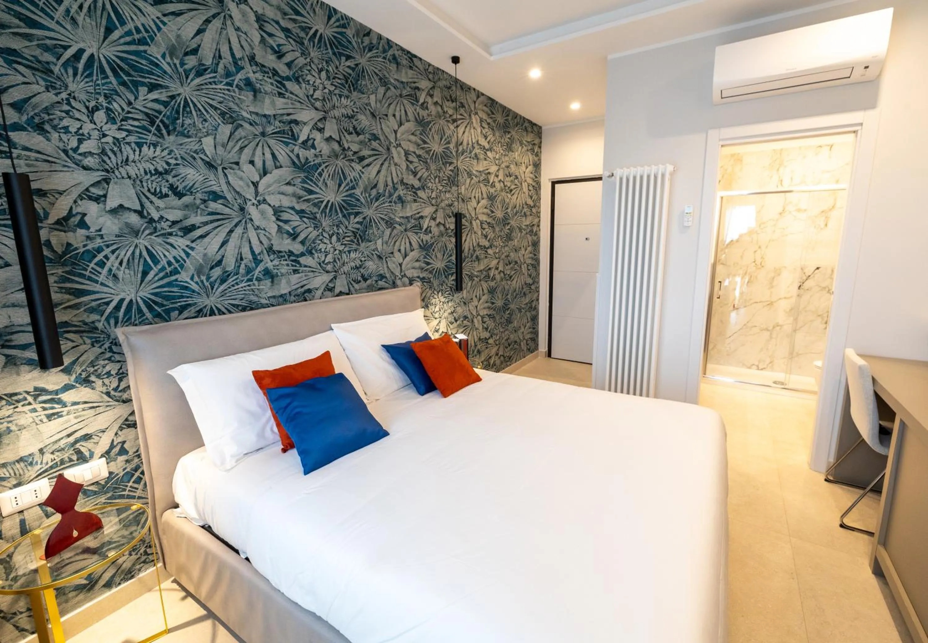 Bedroom, Bed in Napoli City Center - Appartamenti e Camere