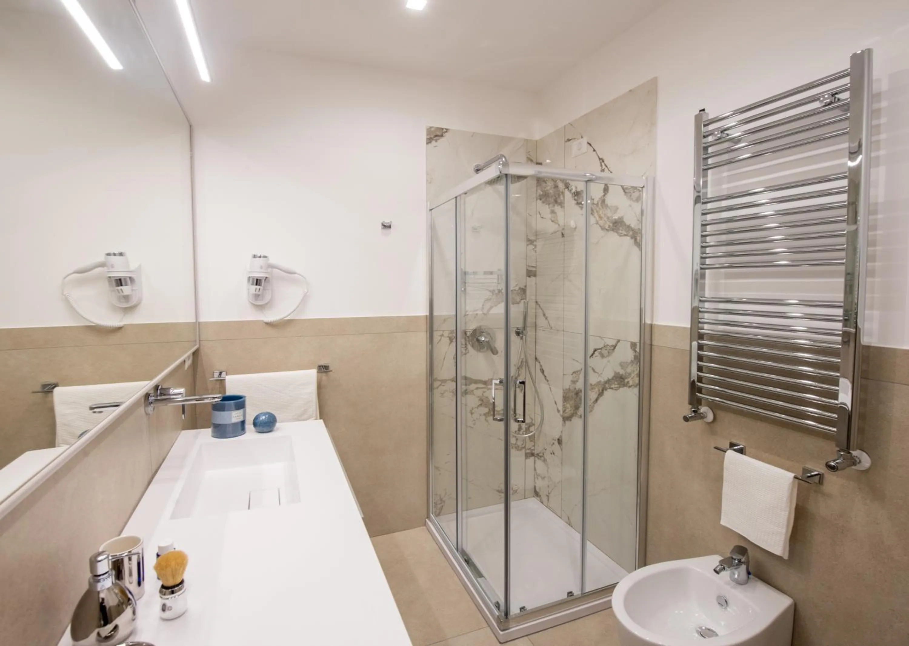 Bathroom in Napoli City Center - Appartamenti e Camere
