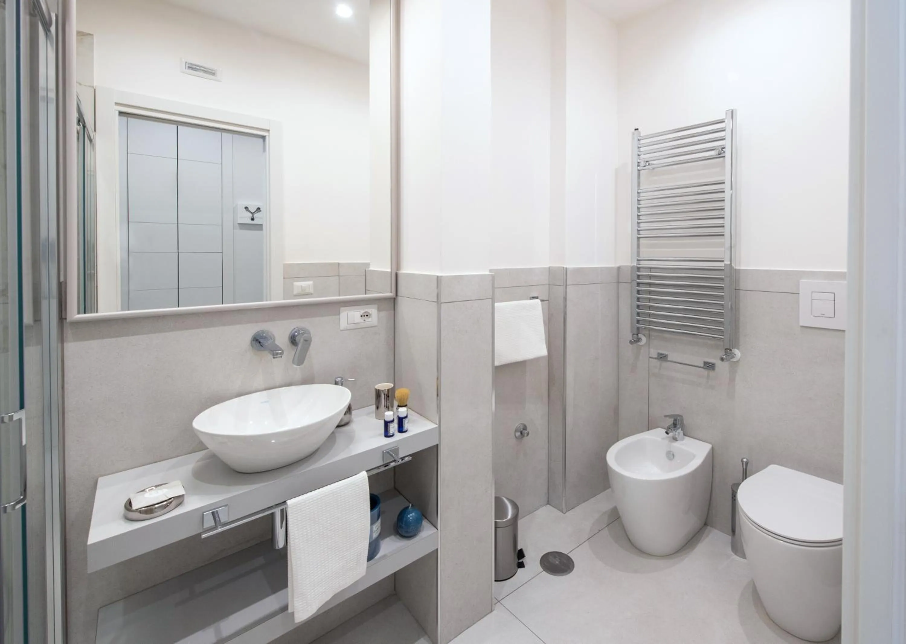 Bathroom in Napoli City Center - Appartamenti e Camere