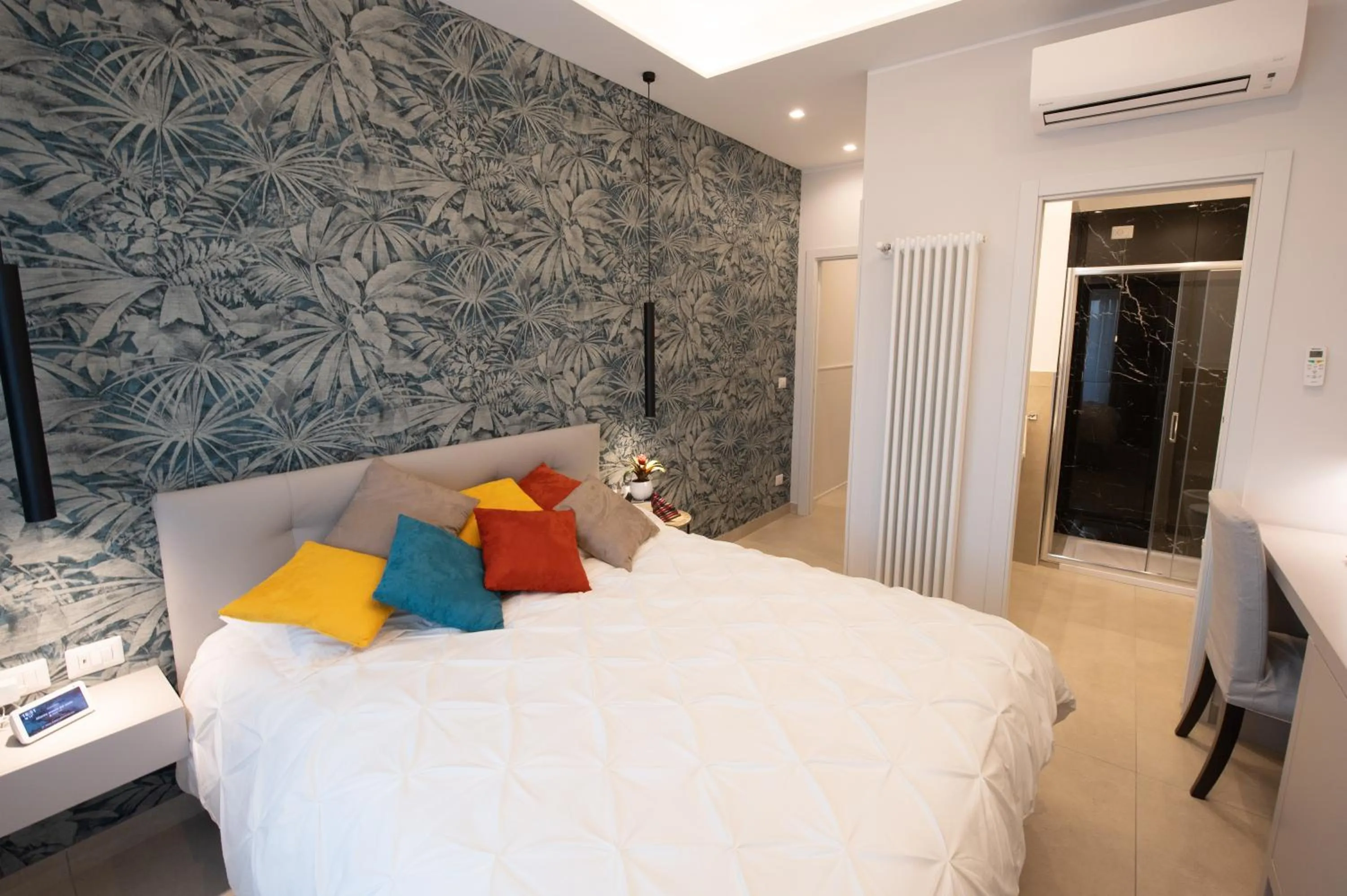 Bedroom, Bed in Napoli City Center - Appartamenti e Camere