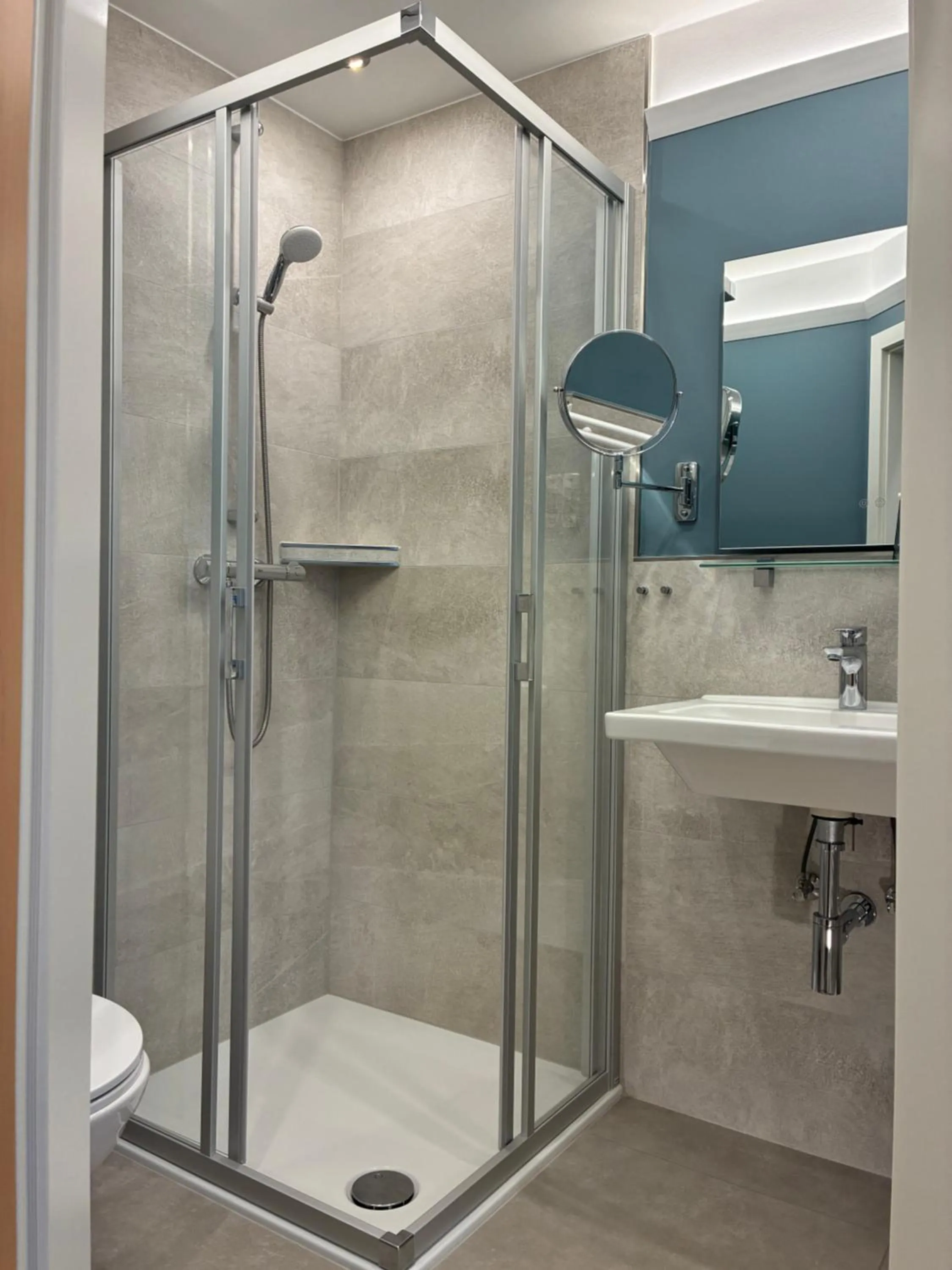 Bathroom in Strandhotel Dagebüll direkt an der Nordsee