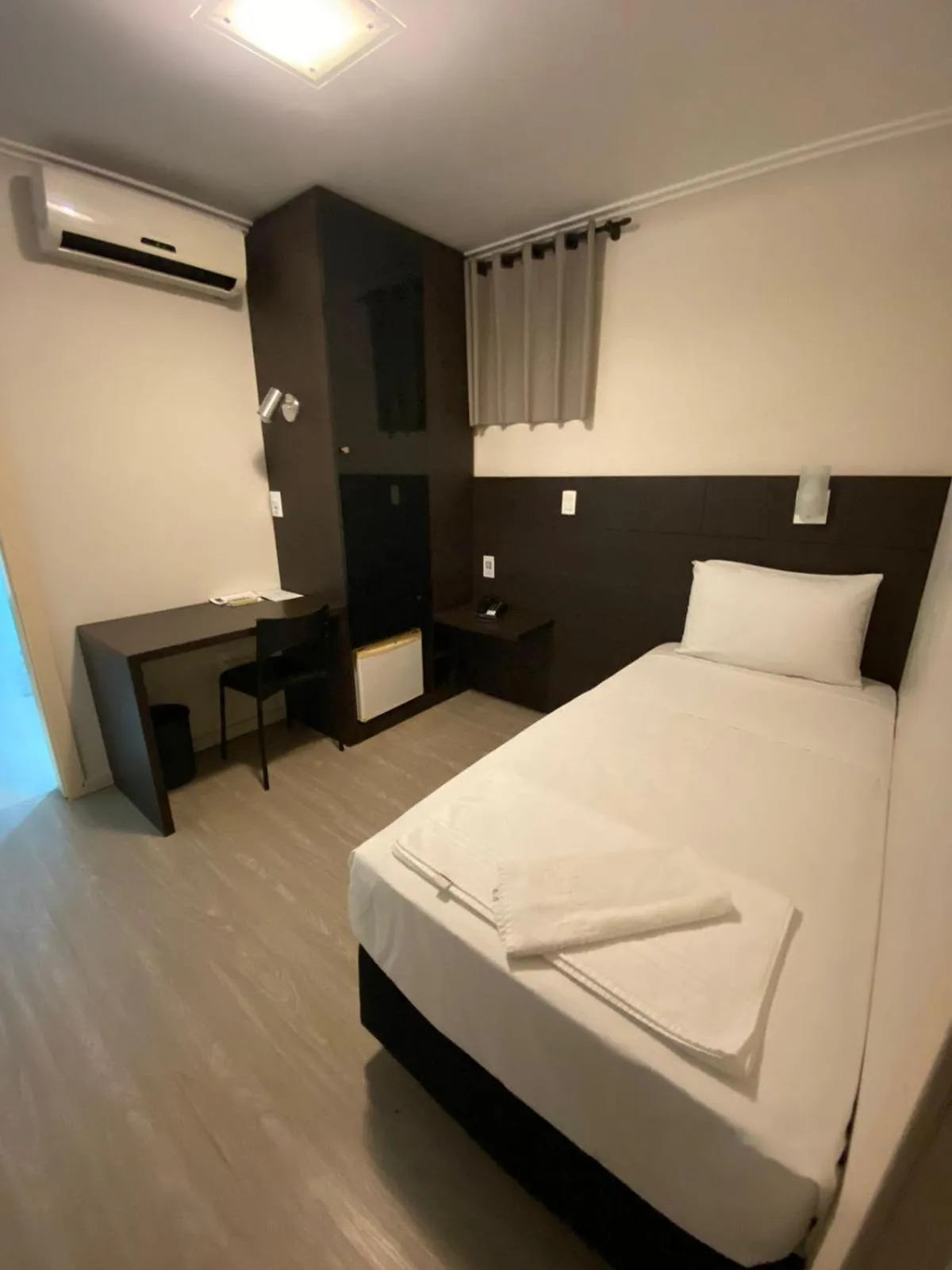 Bed in Santa Catarina Plaza Hotel