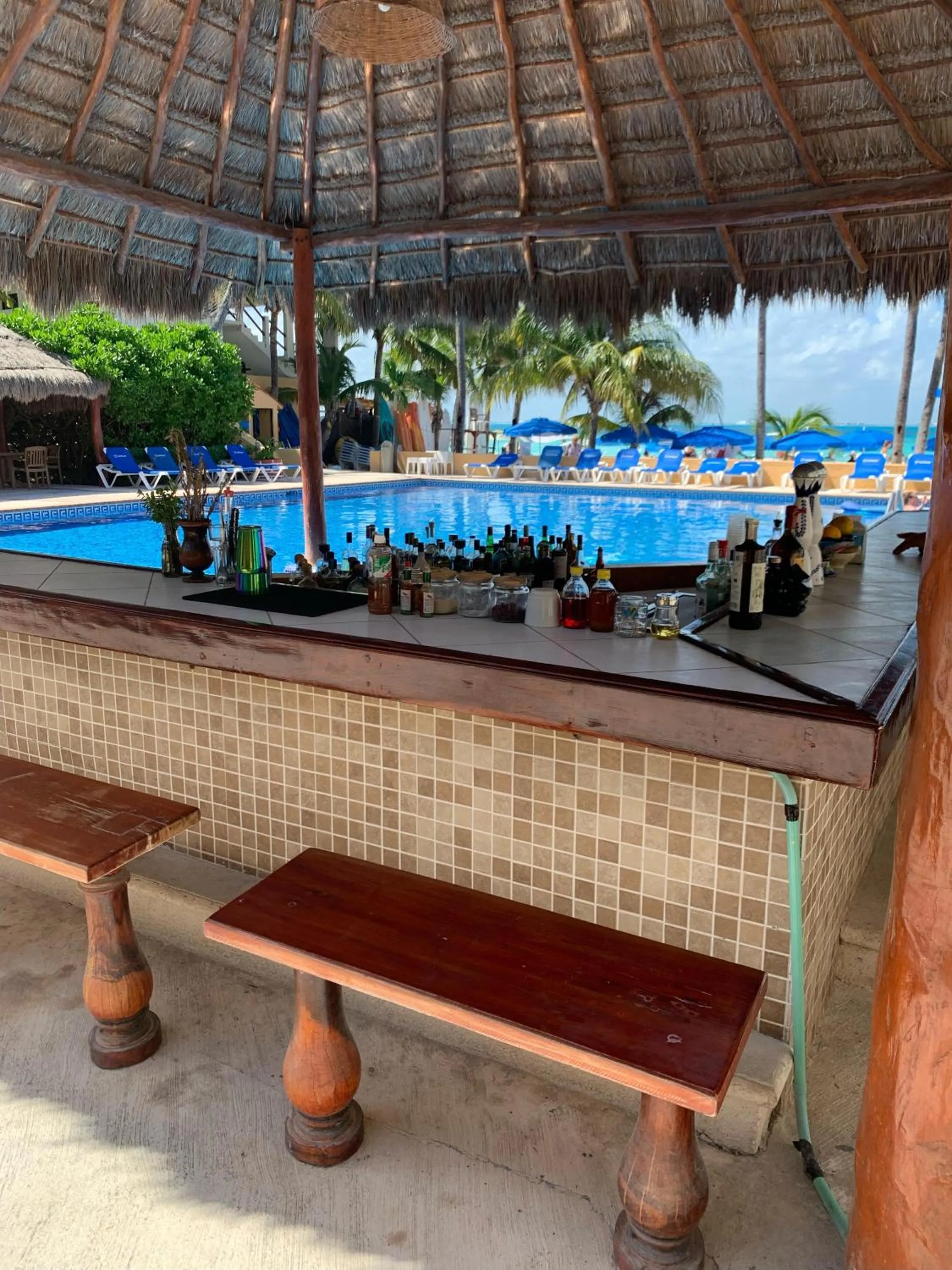 Lounge or bar in Nautibeach Beach Front Condos in North Beach